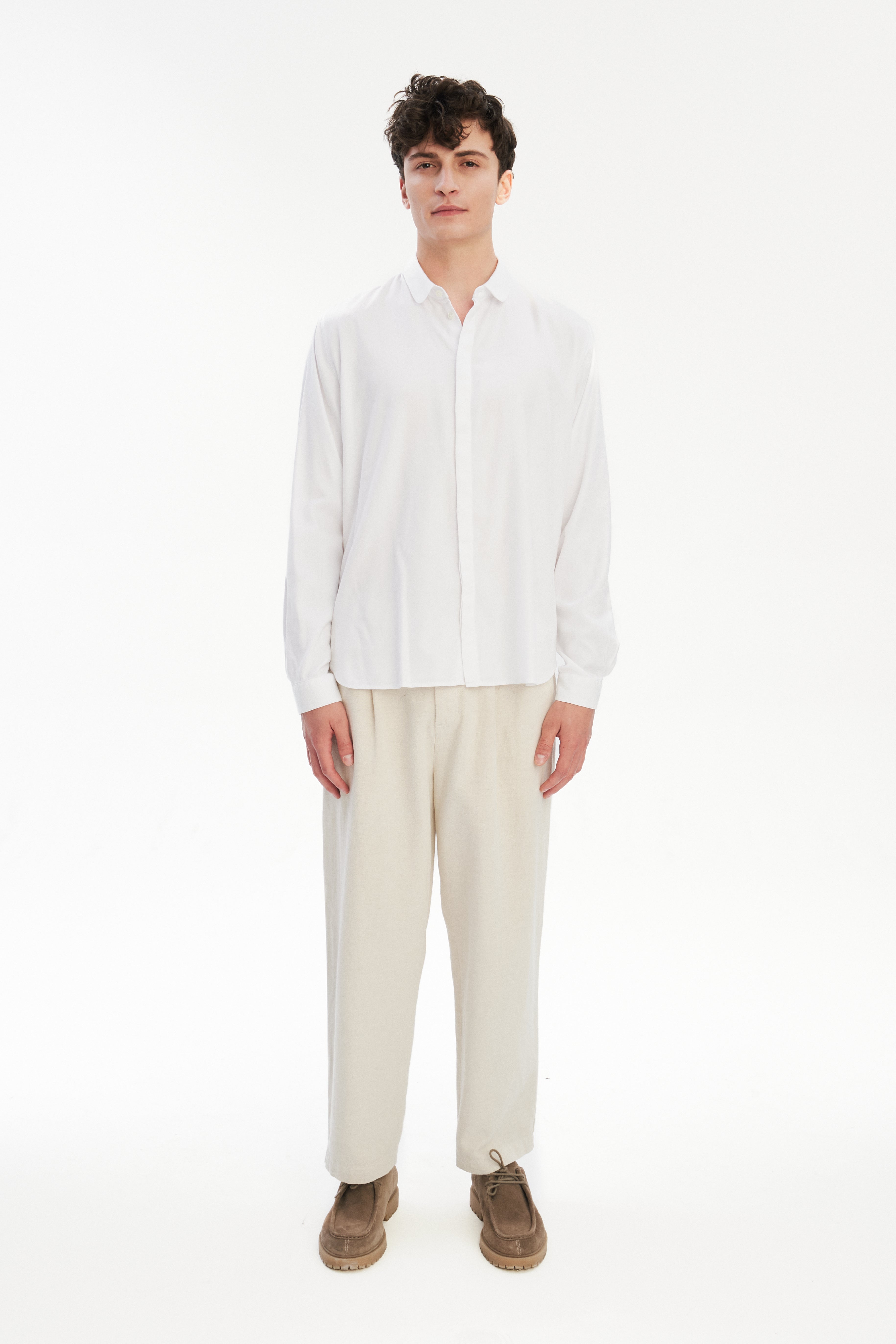 Cute Shirt in a White Very Soft Italian Lyocell and Cotton