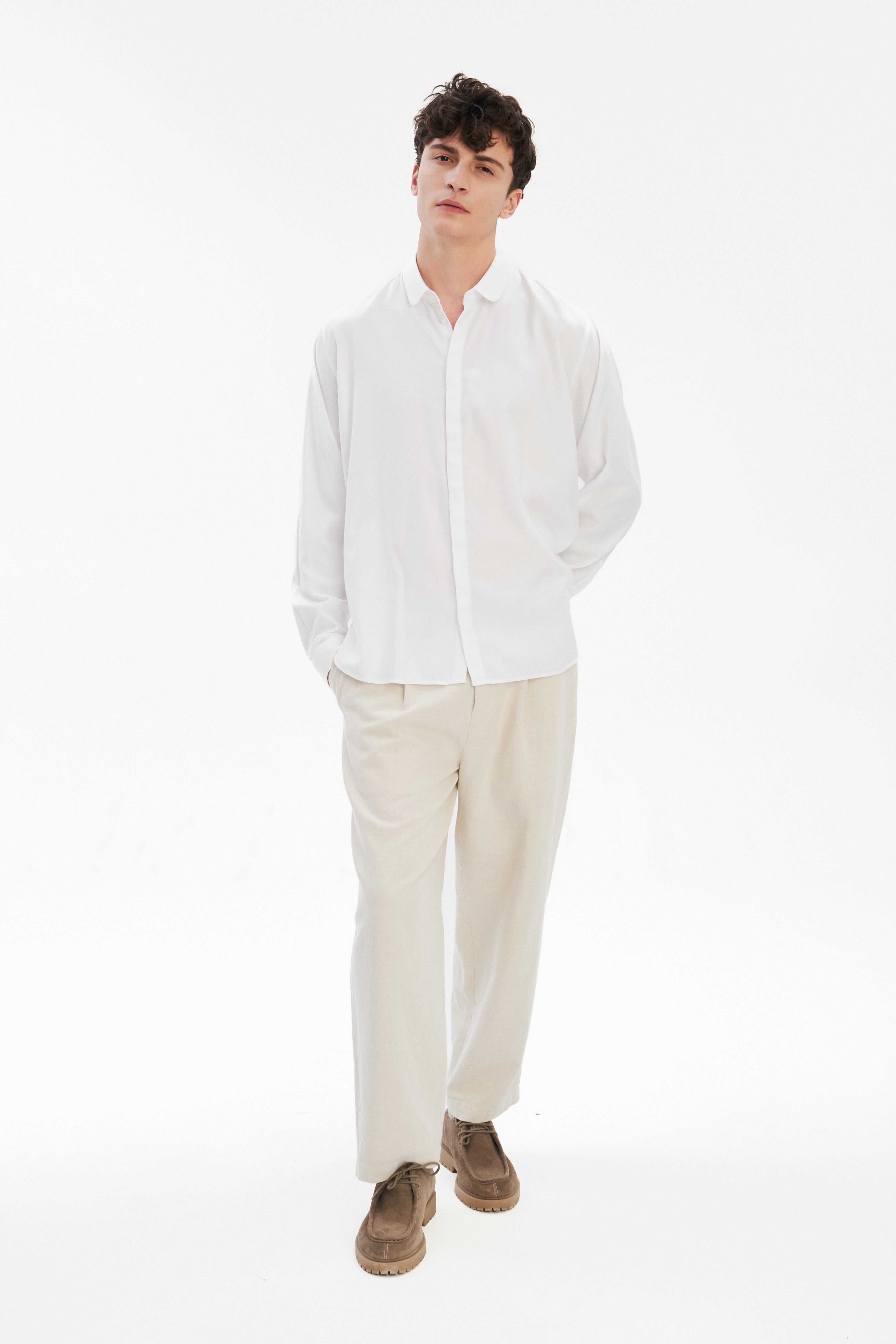 Cute Shirt in a White Very Soft Italian Lyocell and Cotton