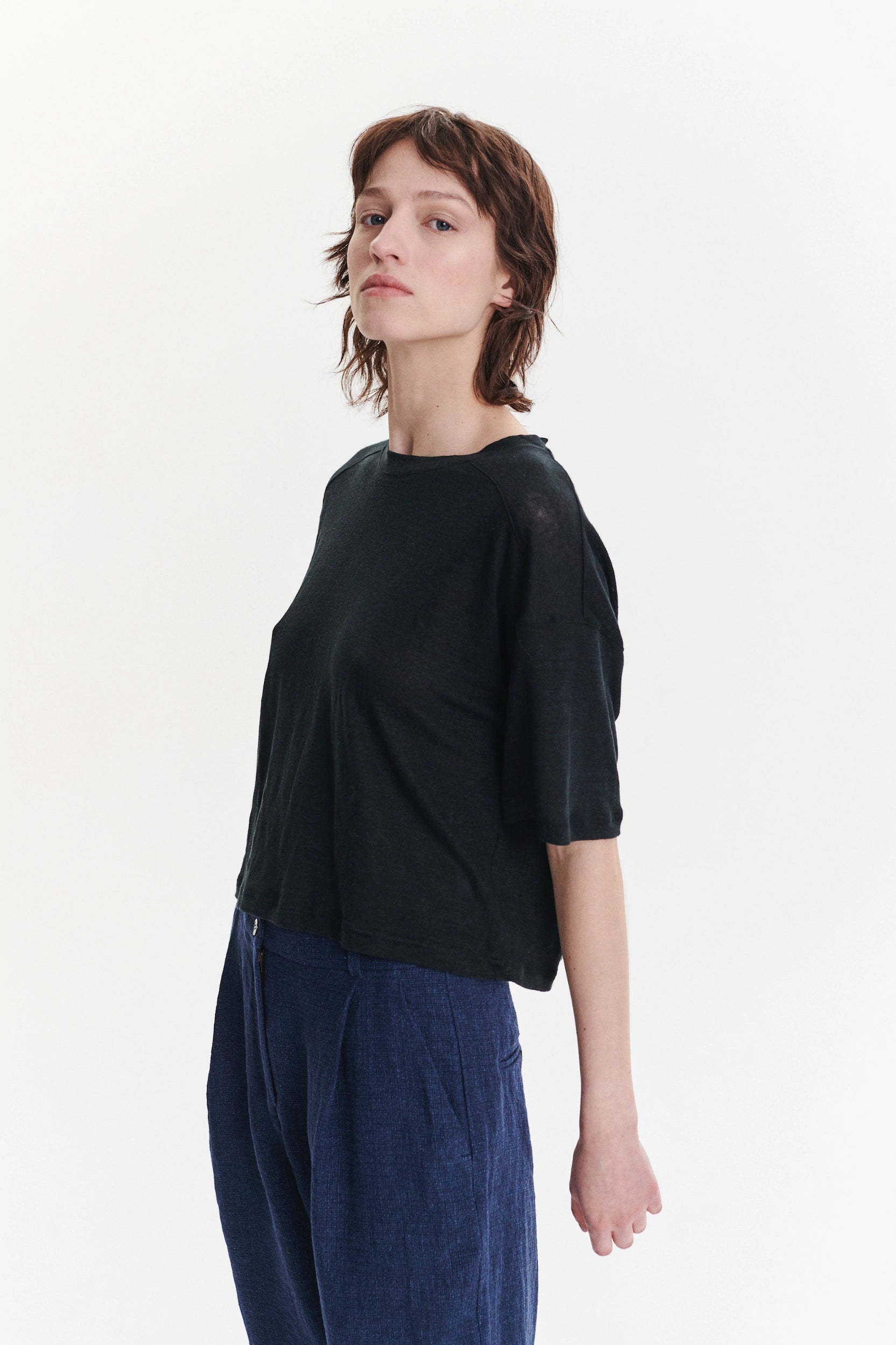 T-shirt in the Finest Airy Black Lithuanian Pure Linen Jersey