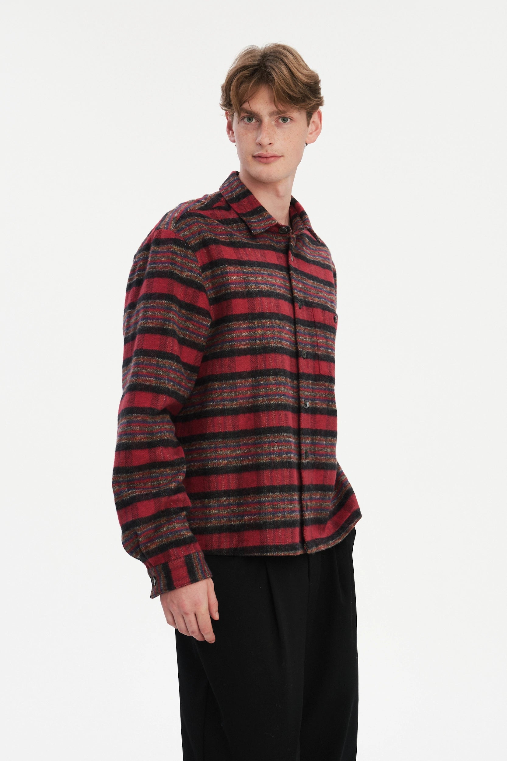 Overshirt in the Finest Italian Recycled Cotton, crafted in a timeless checked design