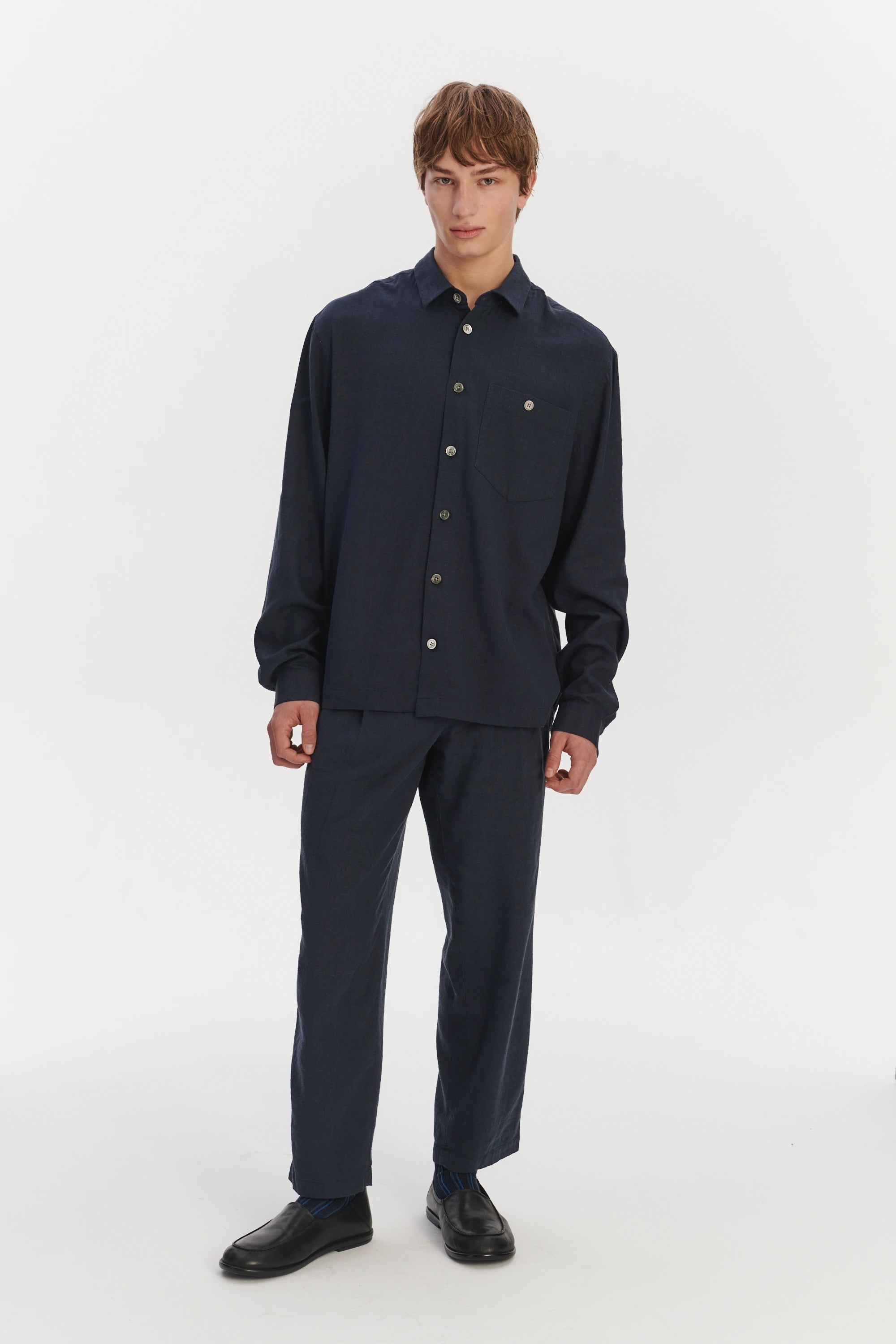 Architects Overshirt in a Navy Blue Mix of Japanese Linen and Silk