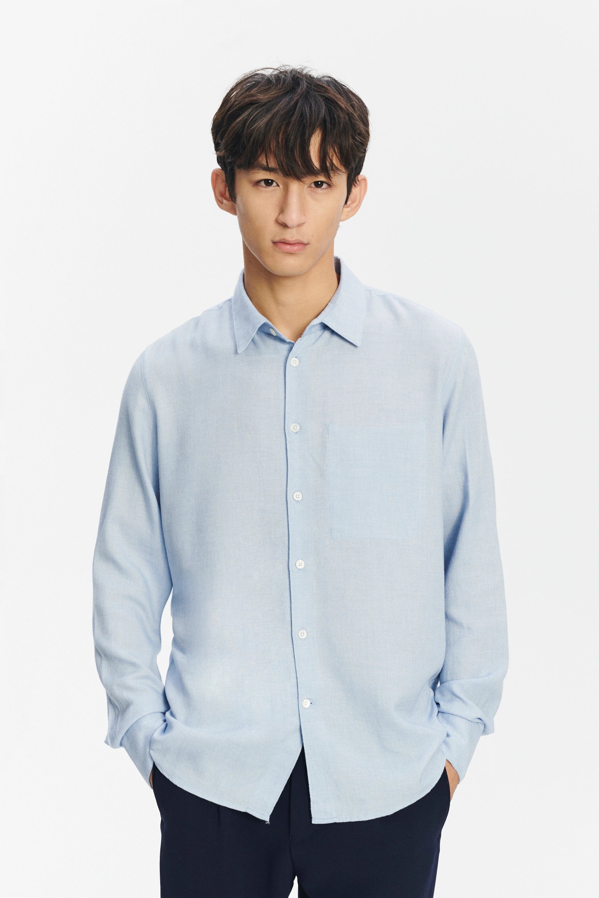 Feel Good Shirt in a Sky Blue Airy Mix of Portuguese Merino Wool and Modal