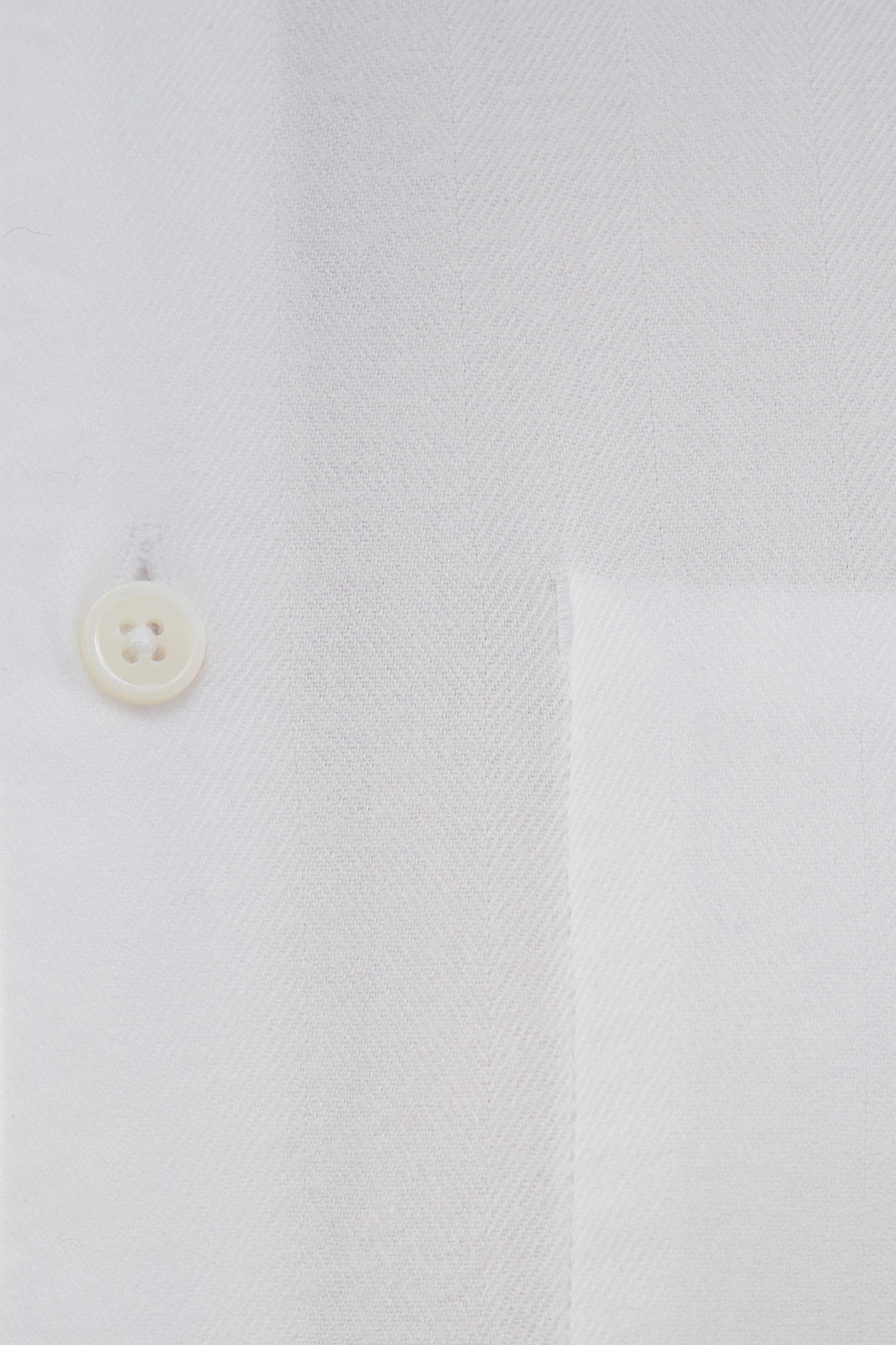Feel Good Shirt in a White Very Soft Italian Lyocell and Cotton