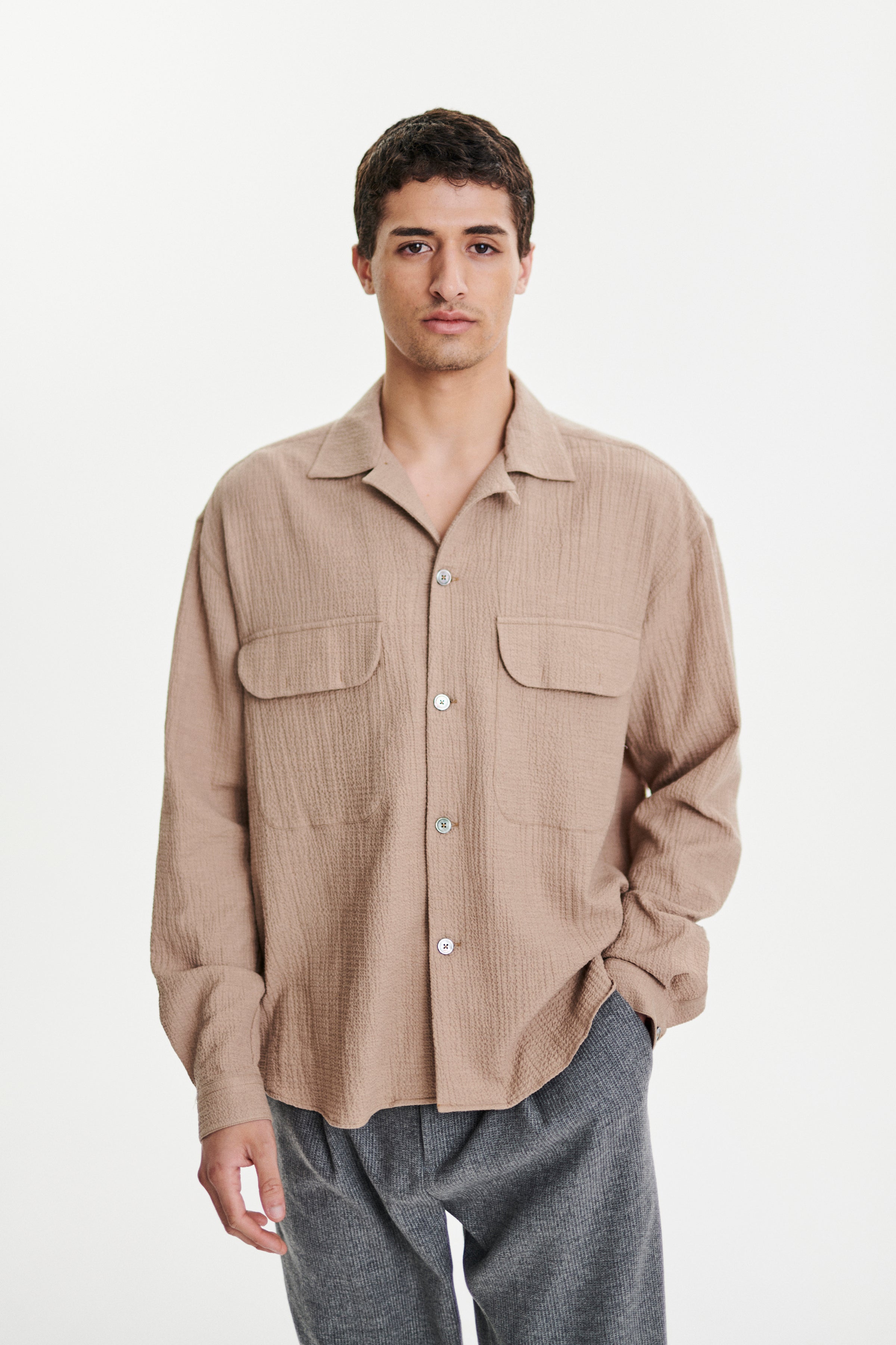 Relaxed Oversized Leisure Shirt in a Nut Beige Soft Cashmere and Cotton Seersucker