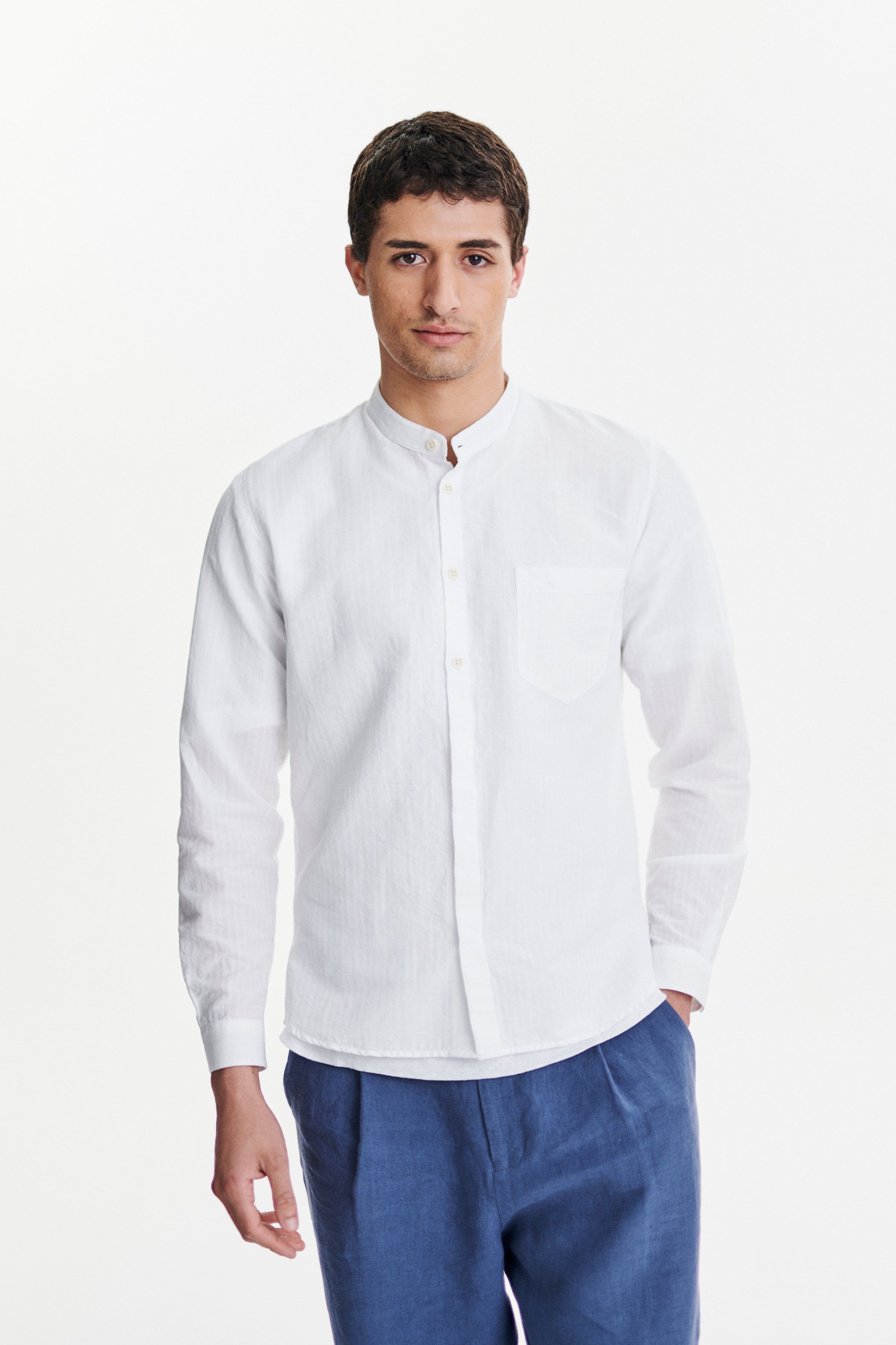 Zen Grandad Collar Shirt in a White Soft Portuguese Cotton and Linen Seersucker