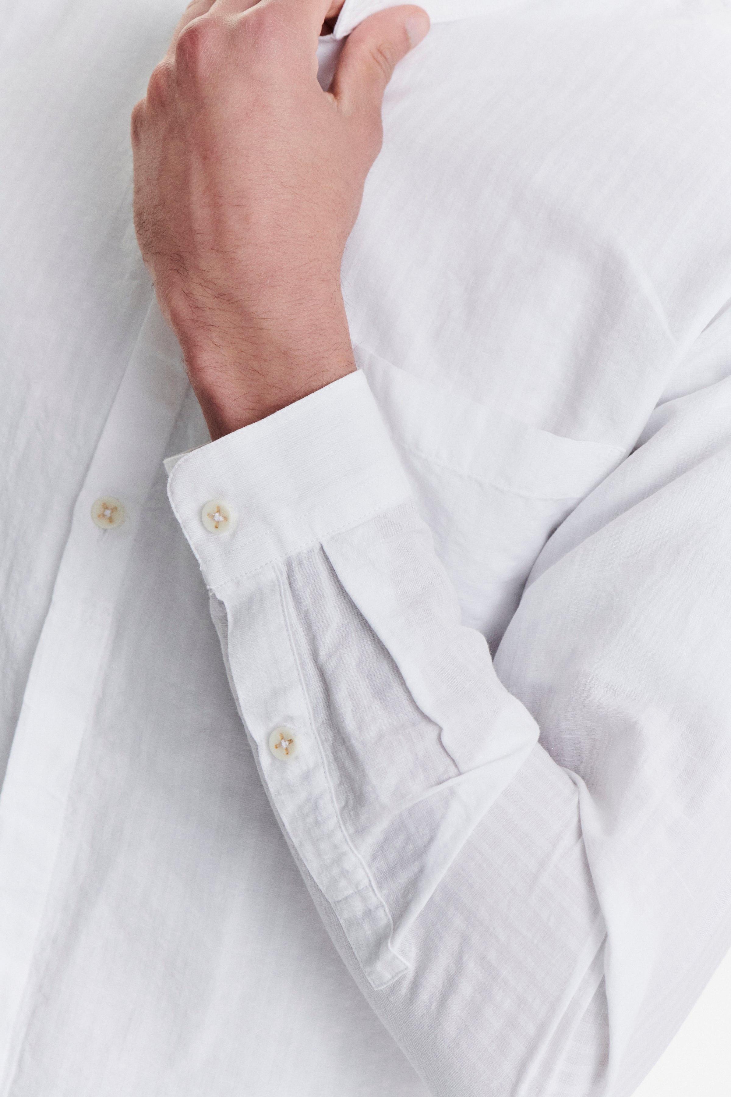 Zen Grandad Collar Shirt in a White Soft Portuguese Cotton and Linen Seersucker