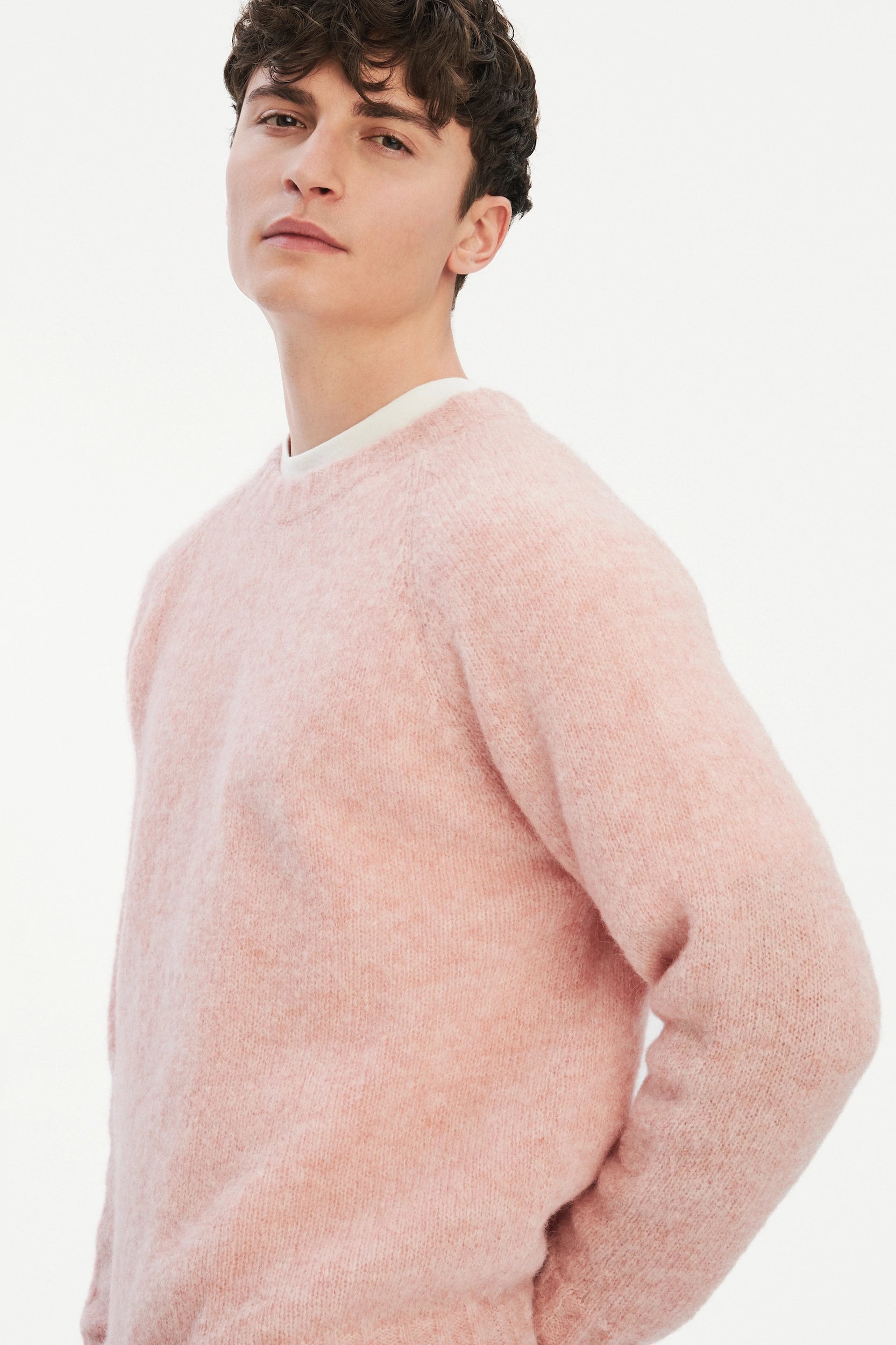 Crewneck Sweater in a Pink Brushed Sustainable Alpaca Wool