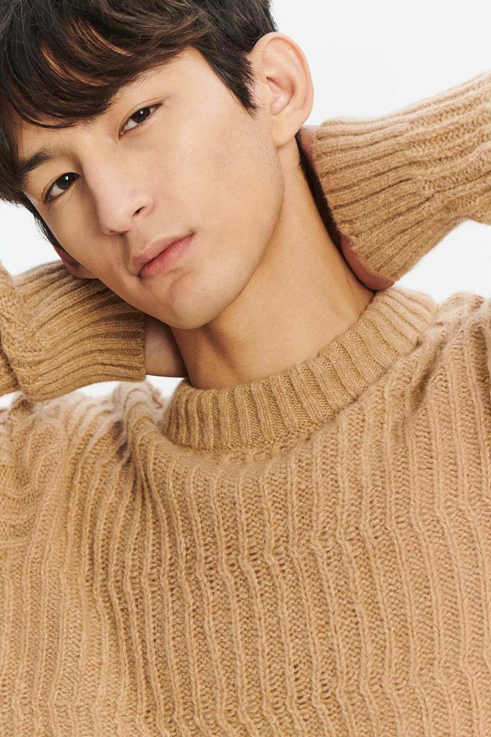 Crewneck Sweater in the Finest Beige Lambs Wool