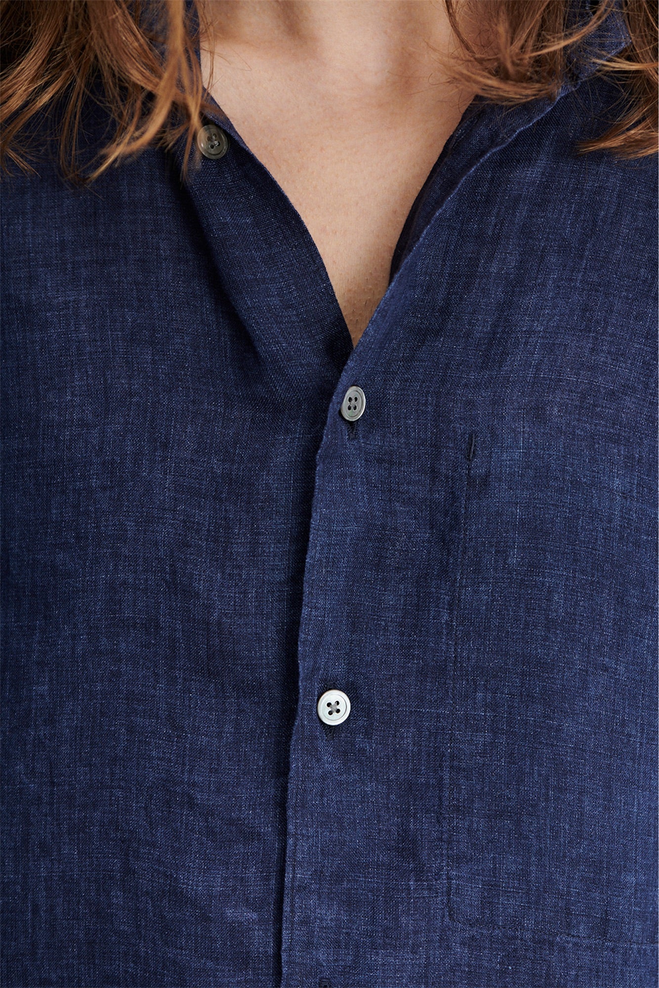 Feel Good Shirt in a Navy Blue Italian Linen