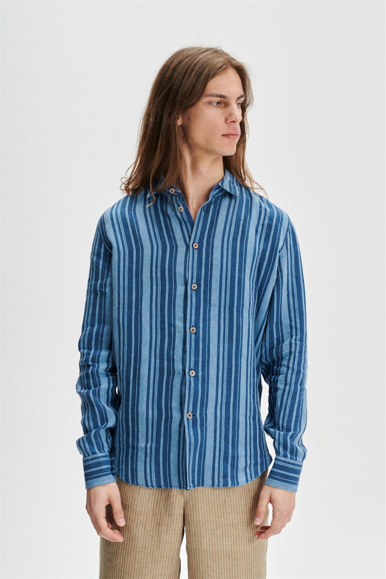 Feel Good Shirt in a Striped Linen