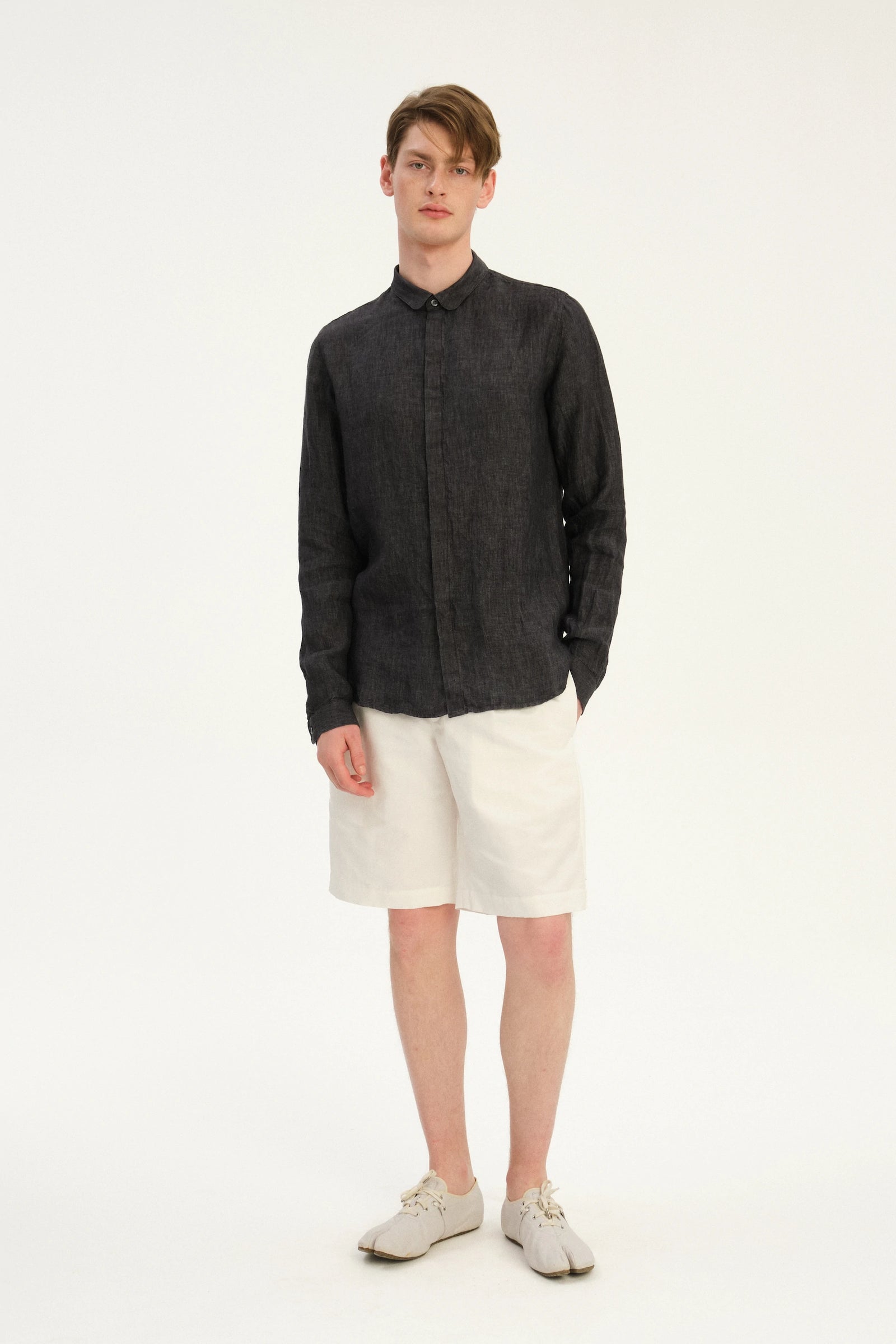 Cute Round Collar Shirt in Pure Linen