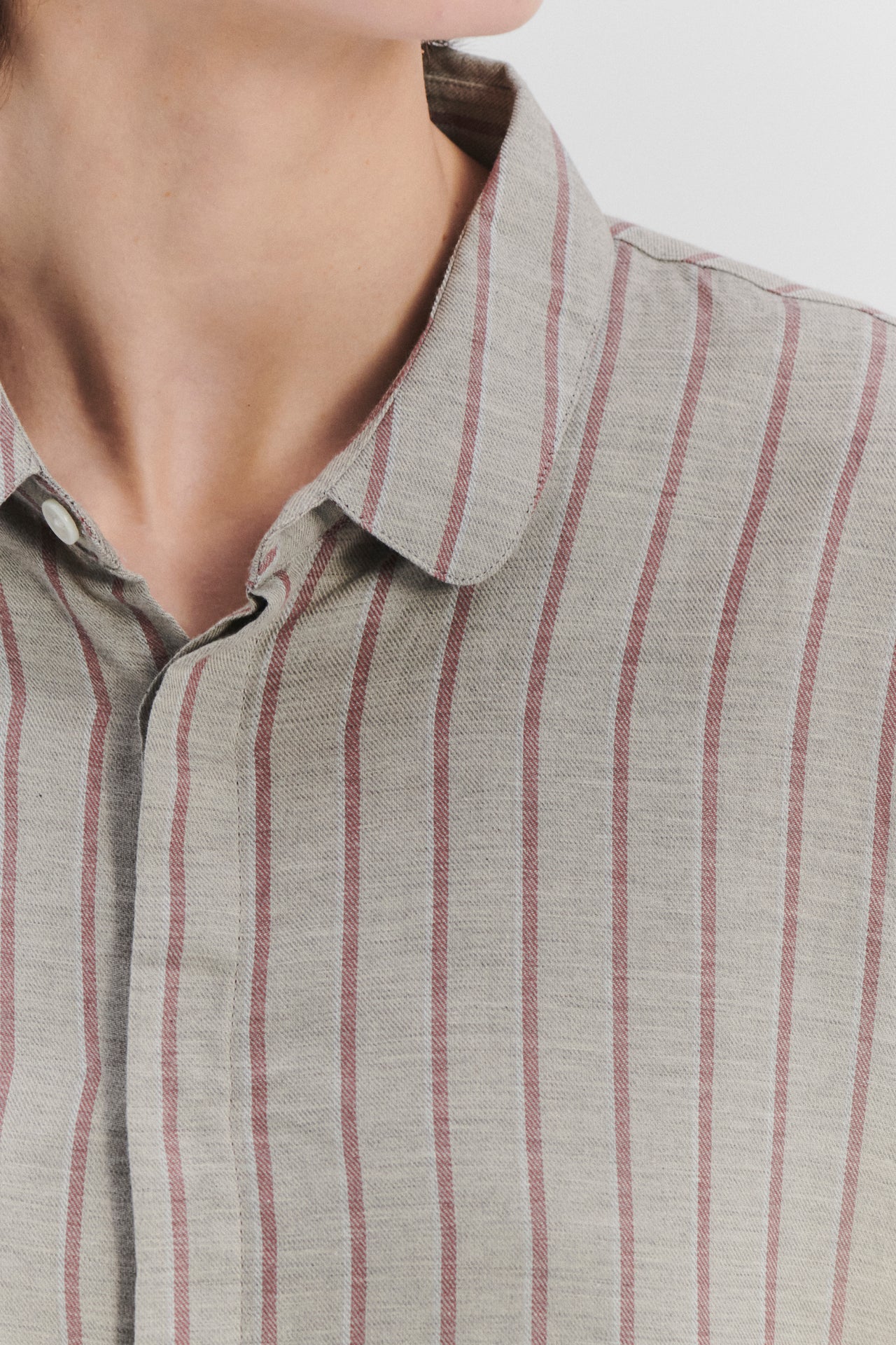 Cute Shirt in a Grey and Red Striped Blend of Portuguese Cotton and Cashmere