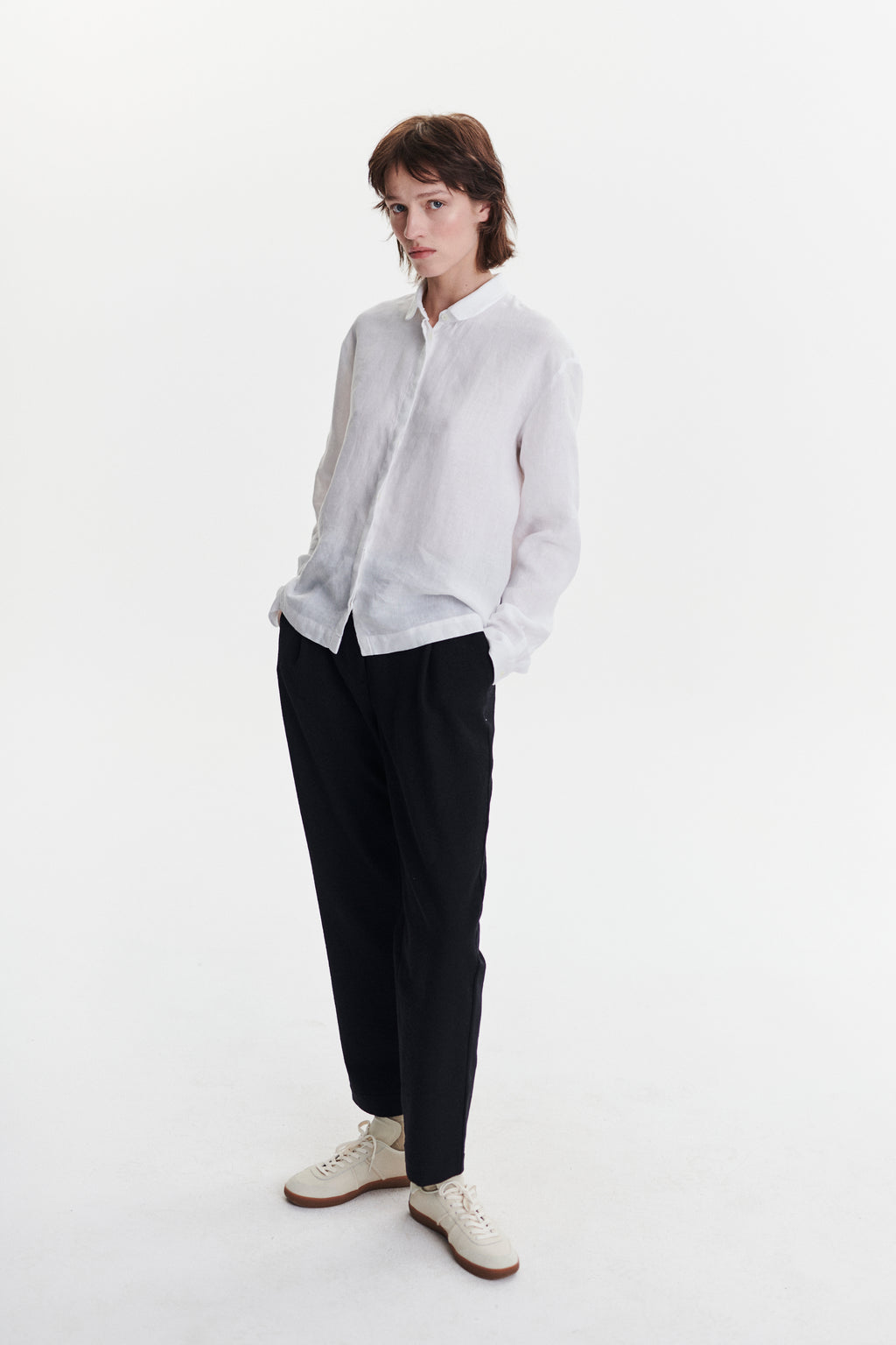 Cute Round Collar Shirt in a White Soft Linen