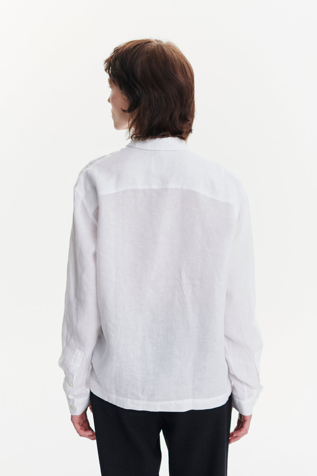 Cute Round Collar Shirt in a White Soft Linen