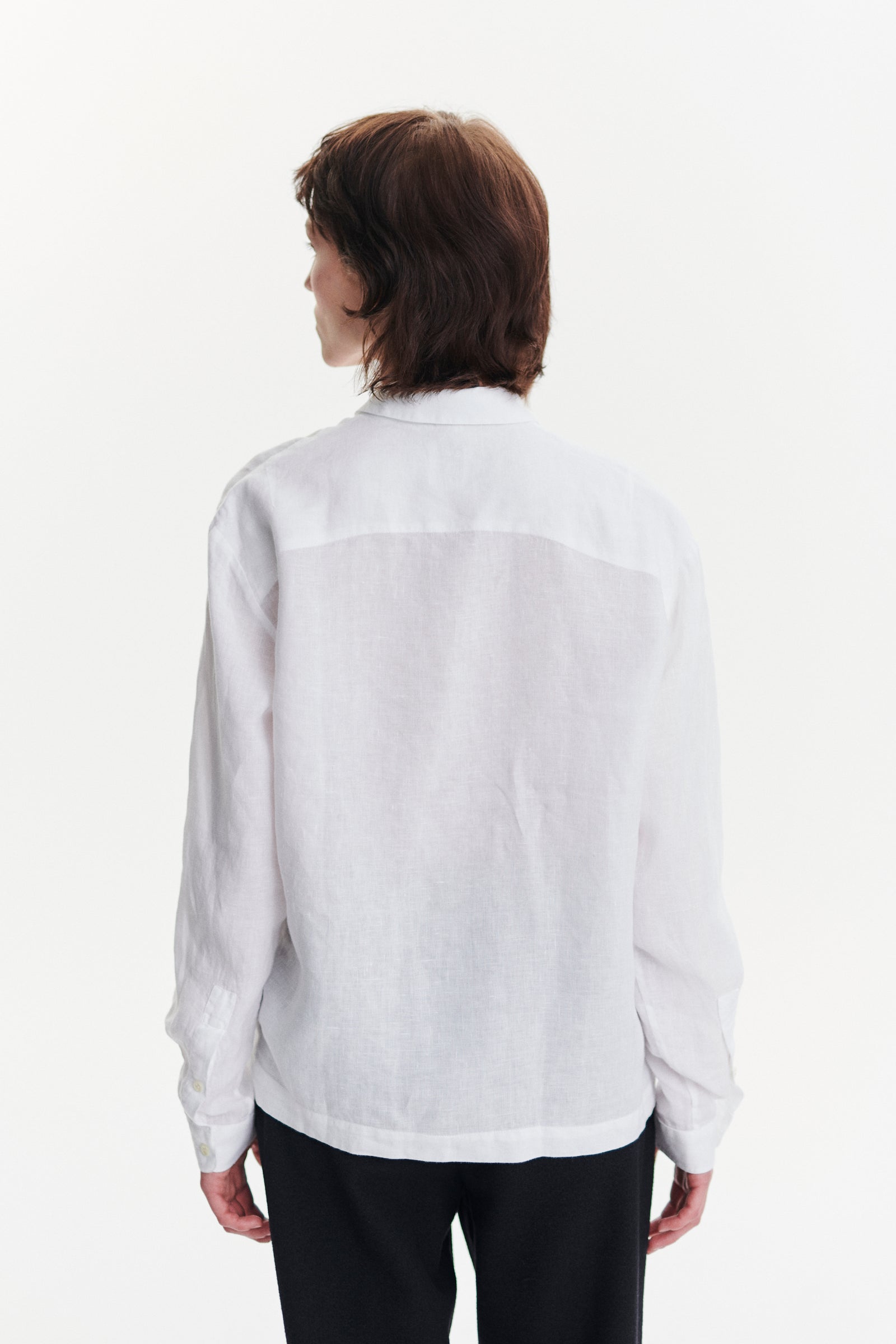 Cute Round Collar Shirt in a White Soft Italian Linen