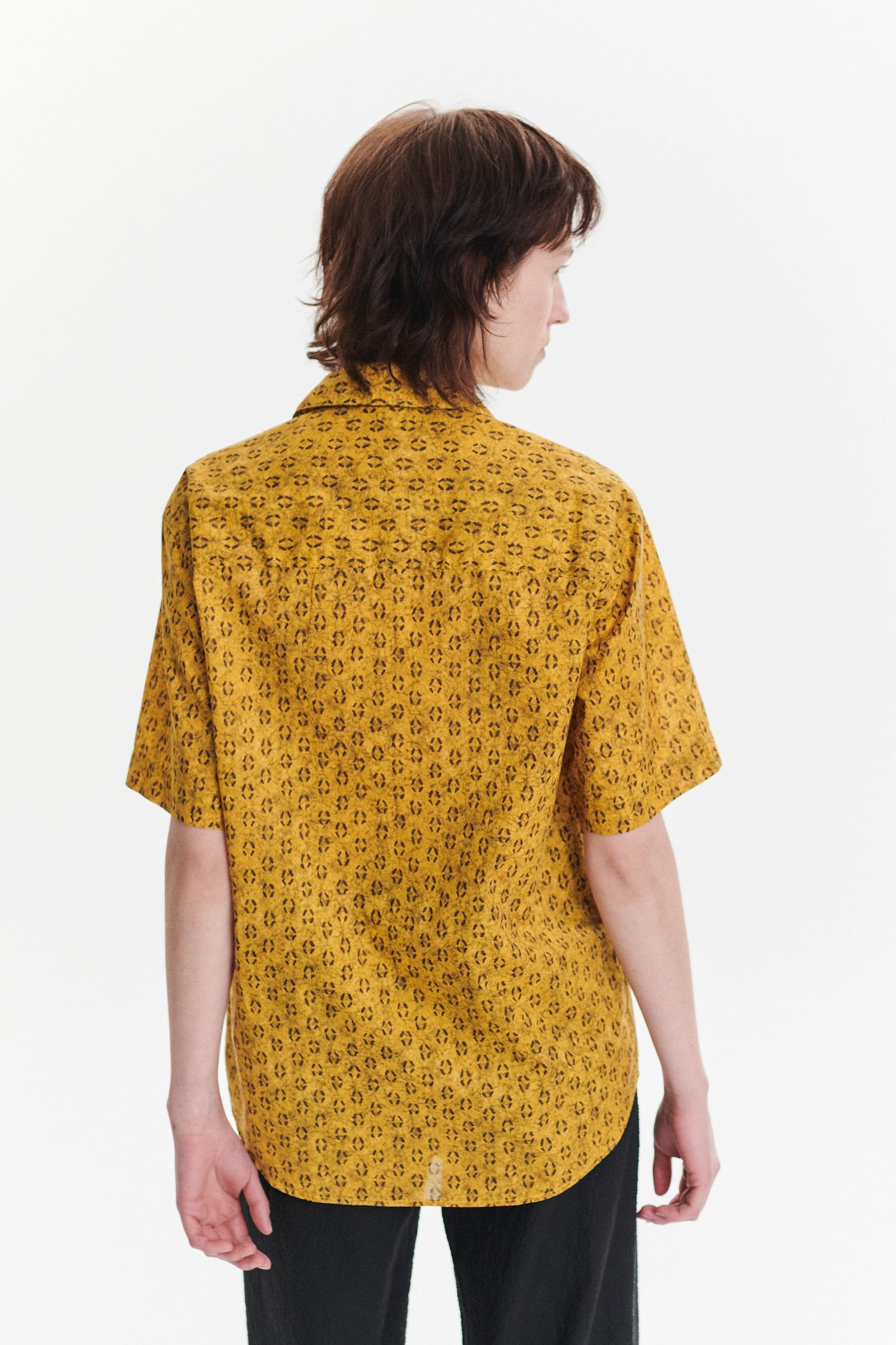 Unisex Short Sleeve Camp Collar Shirt in a Curcuma and Sepia Italian Cotton