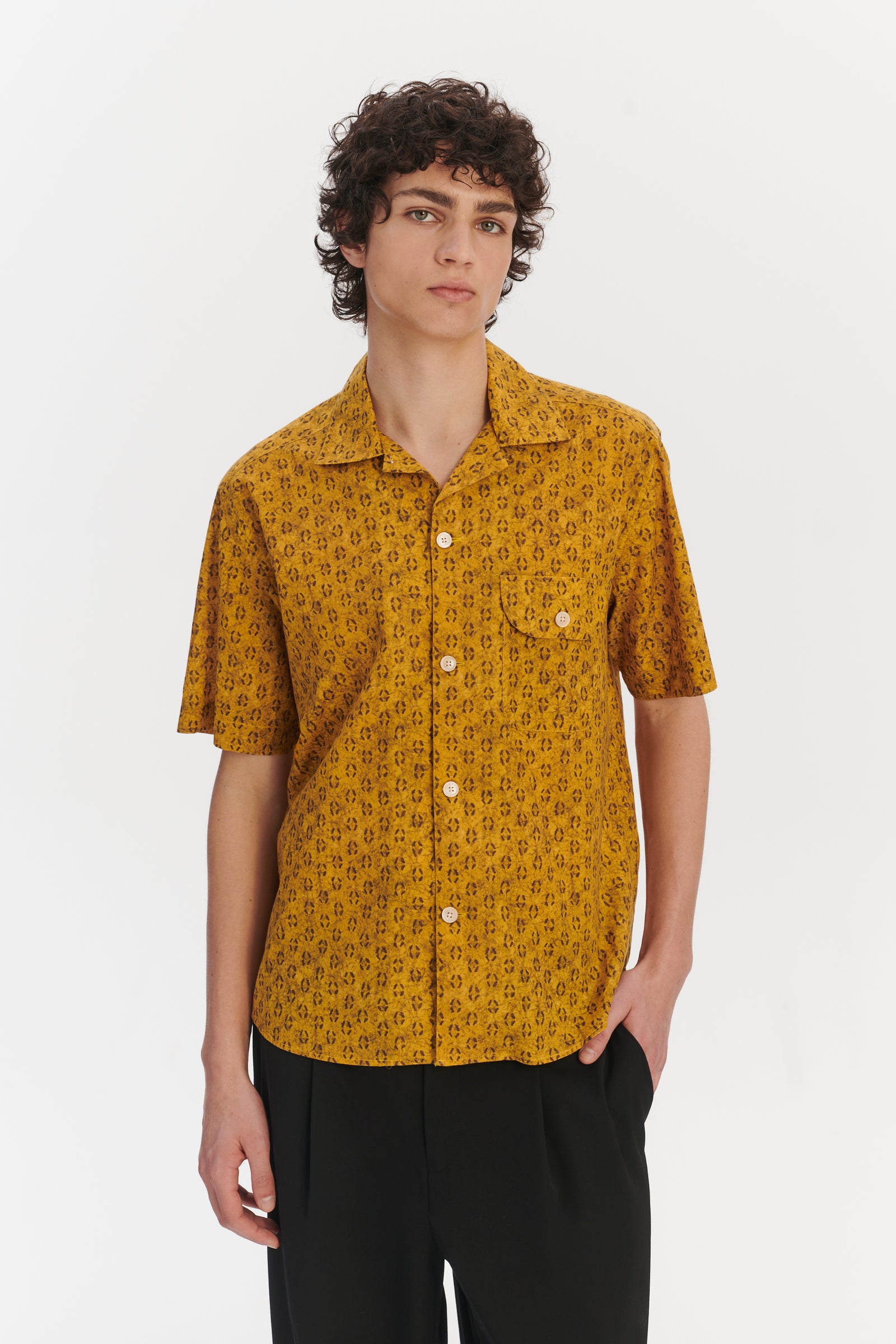 Short Sleeve Camp Collar Shirt in a Curcuma and Sepia Italian Cotton