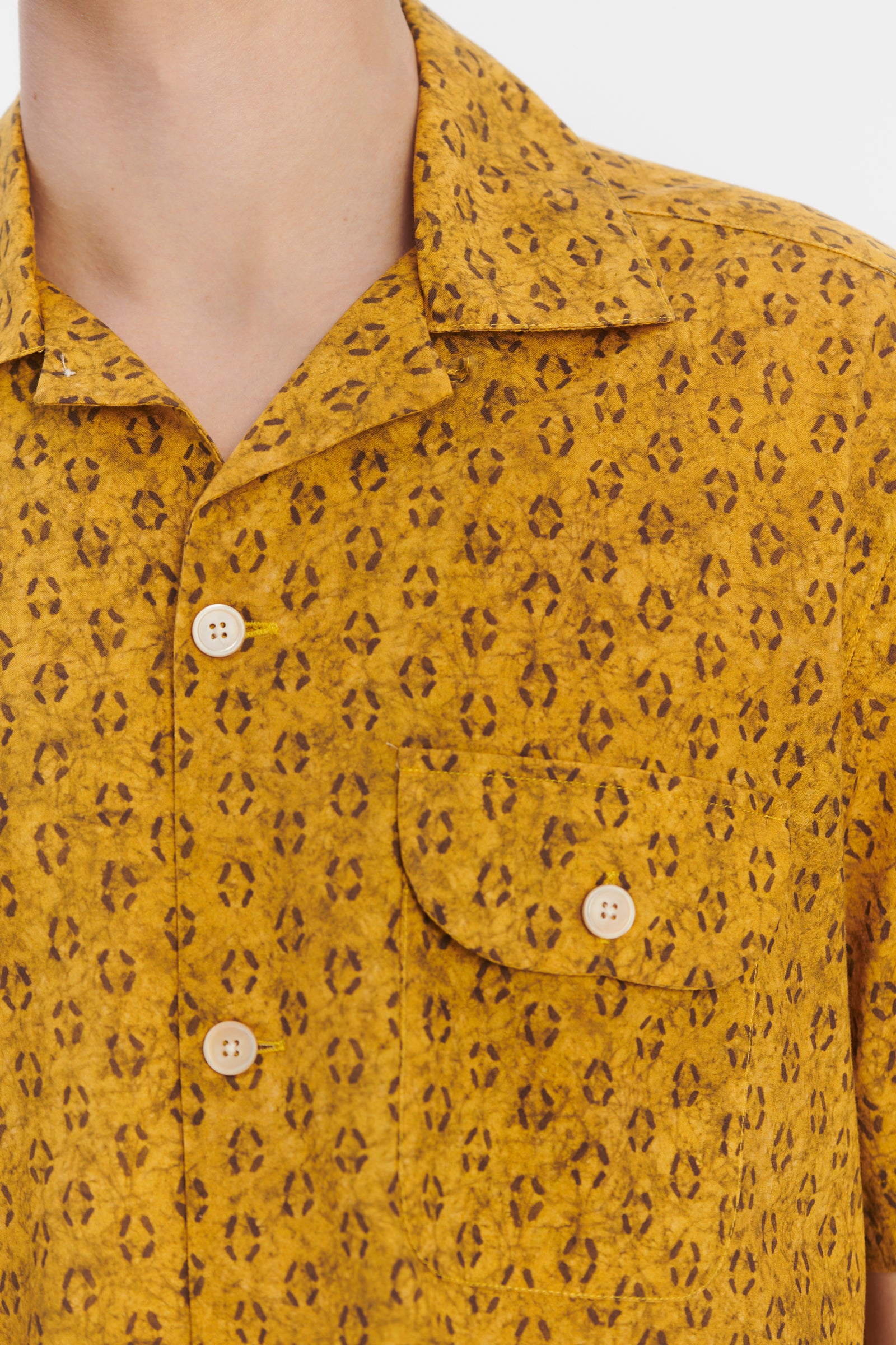 Short Sleeve Camp Collar Shirt in a Curcuma and Sepia Italian Cotton