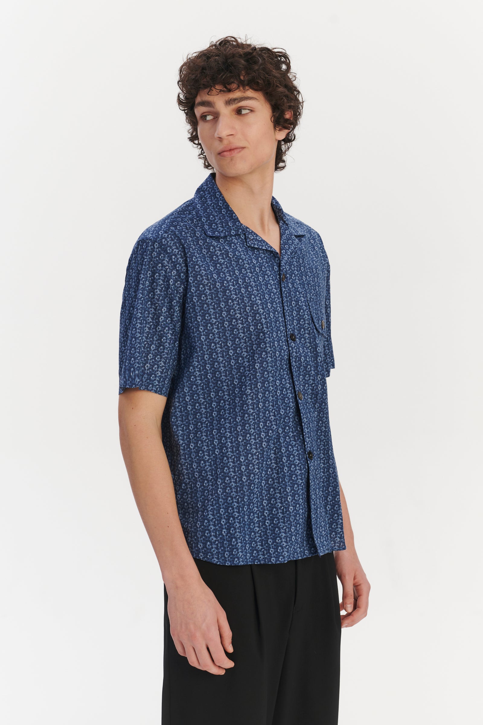 Short Sleeve Camp Collar Shirt in a Blue Abstract Flower Print Italian Cotton