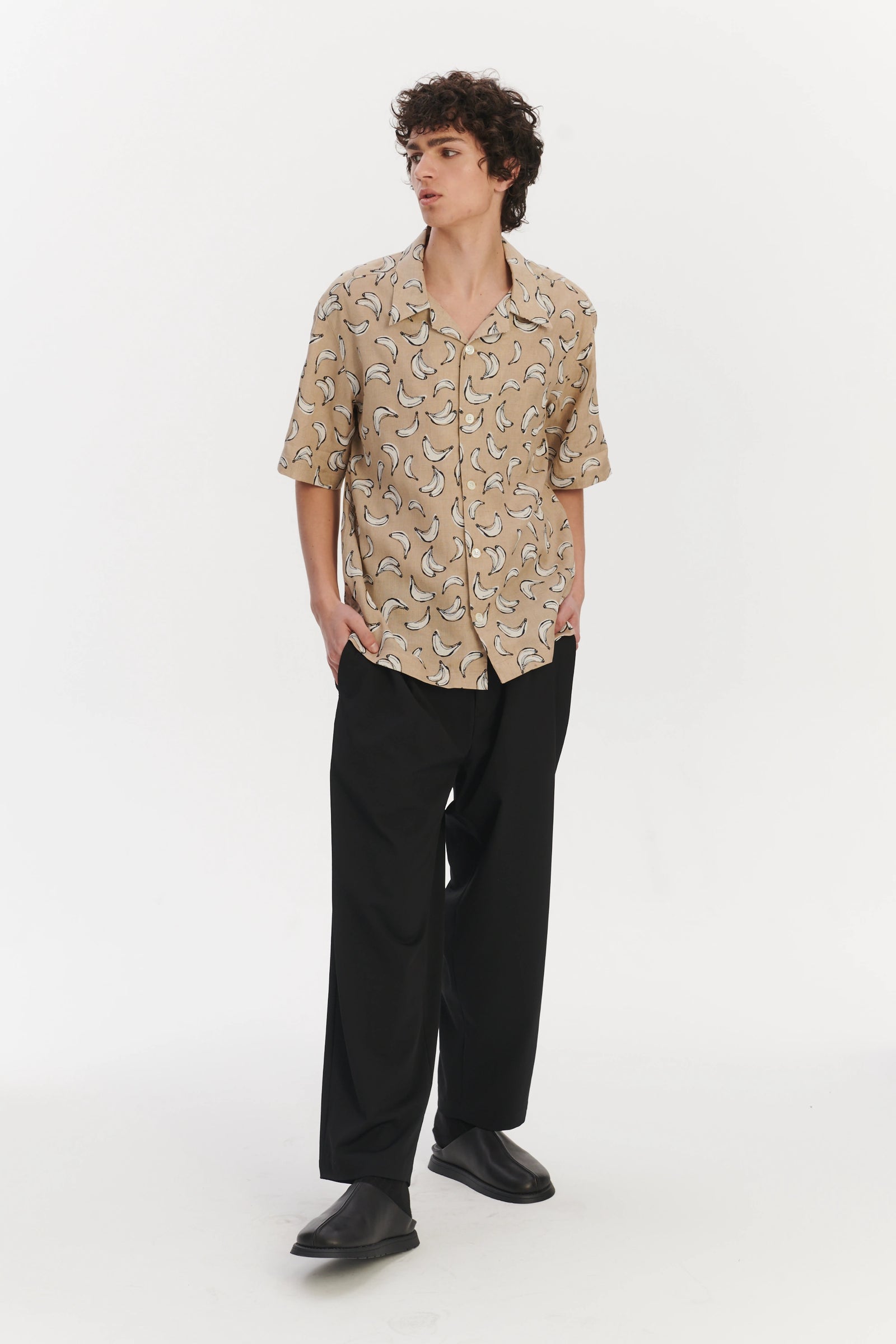 Short Sleeve Relaxed Cuban Collar Shirt in a Beige, White and Black Fine Italian Linen