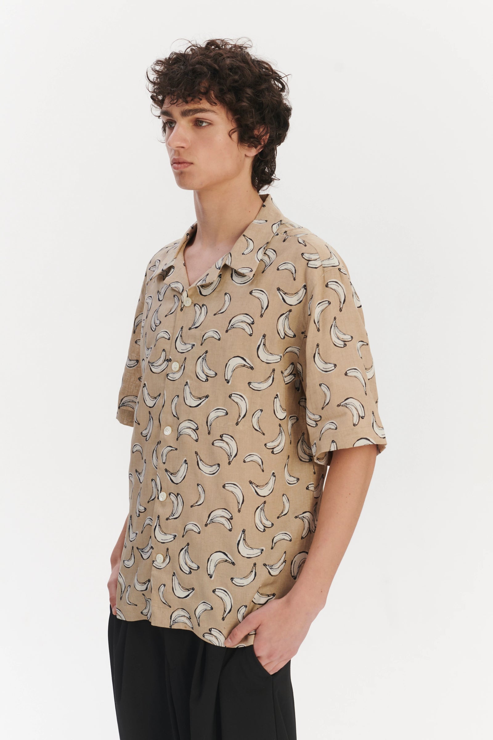 Short Sleeve Relaxed Cuban Collar Shirt in a Beige, White and Black Fine Italian Linen