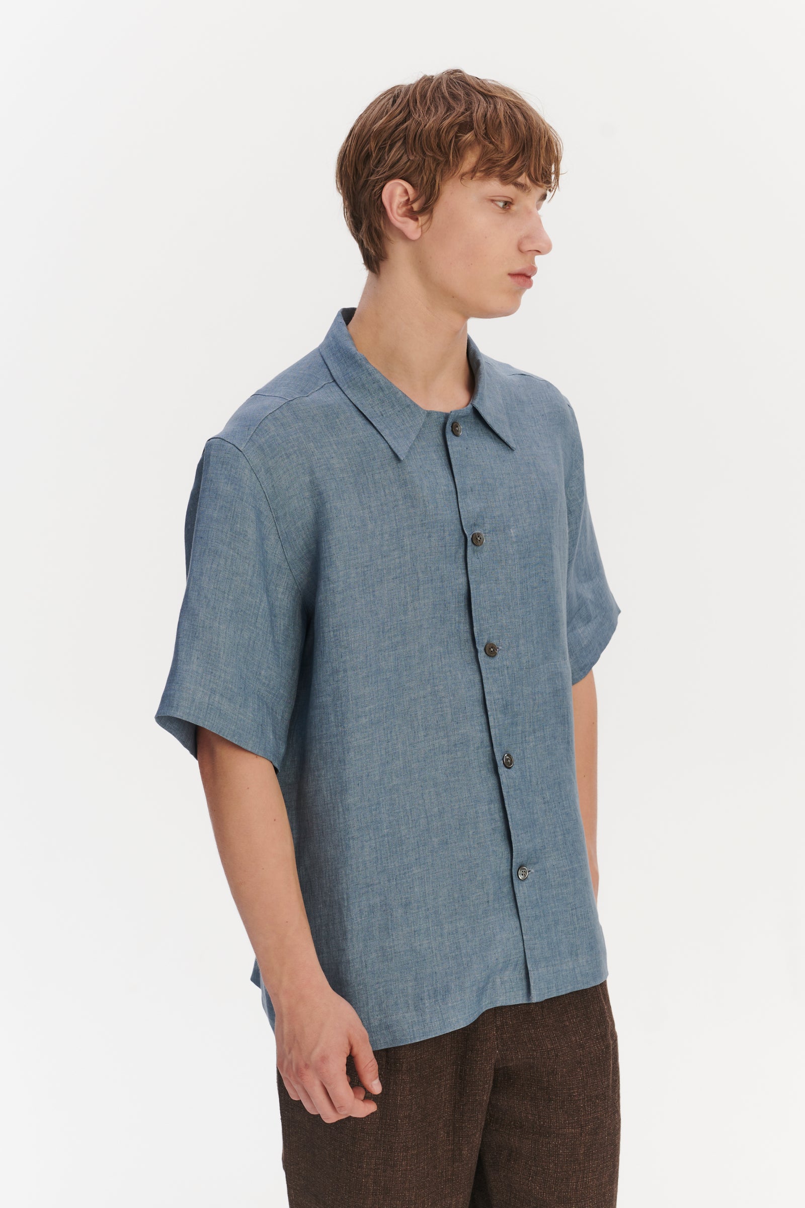Cuban Collar Shirt in a Grey Sky Blue Italian Oxford Linen