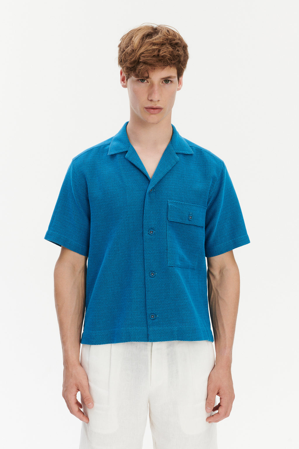 Camp Collar Shirt  in a Structured and Light Cotton