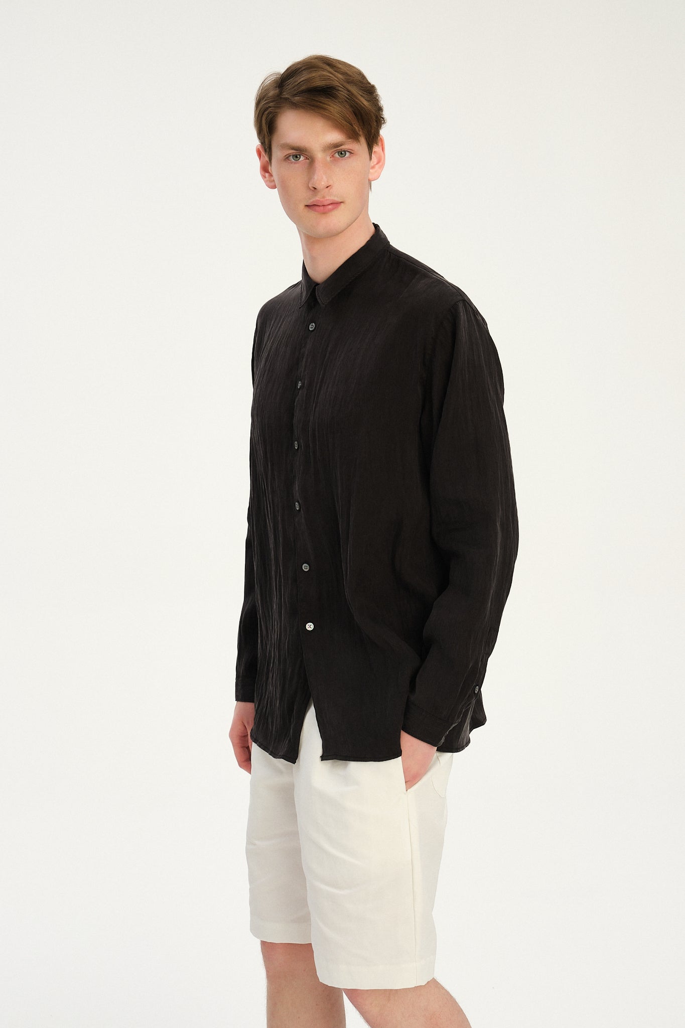 Breda Boxy Shirt in an Anthracite Japanese Lyocell Blend