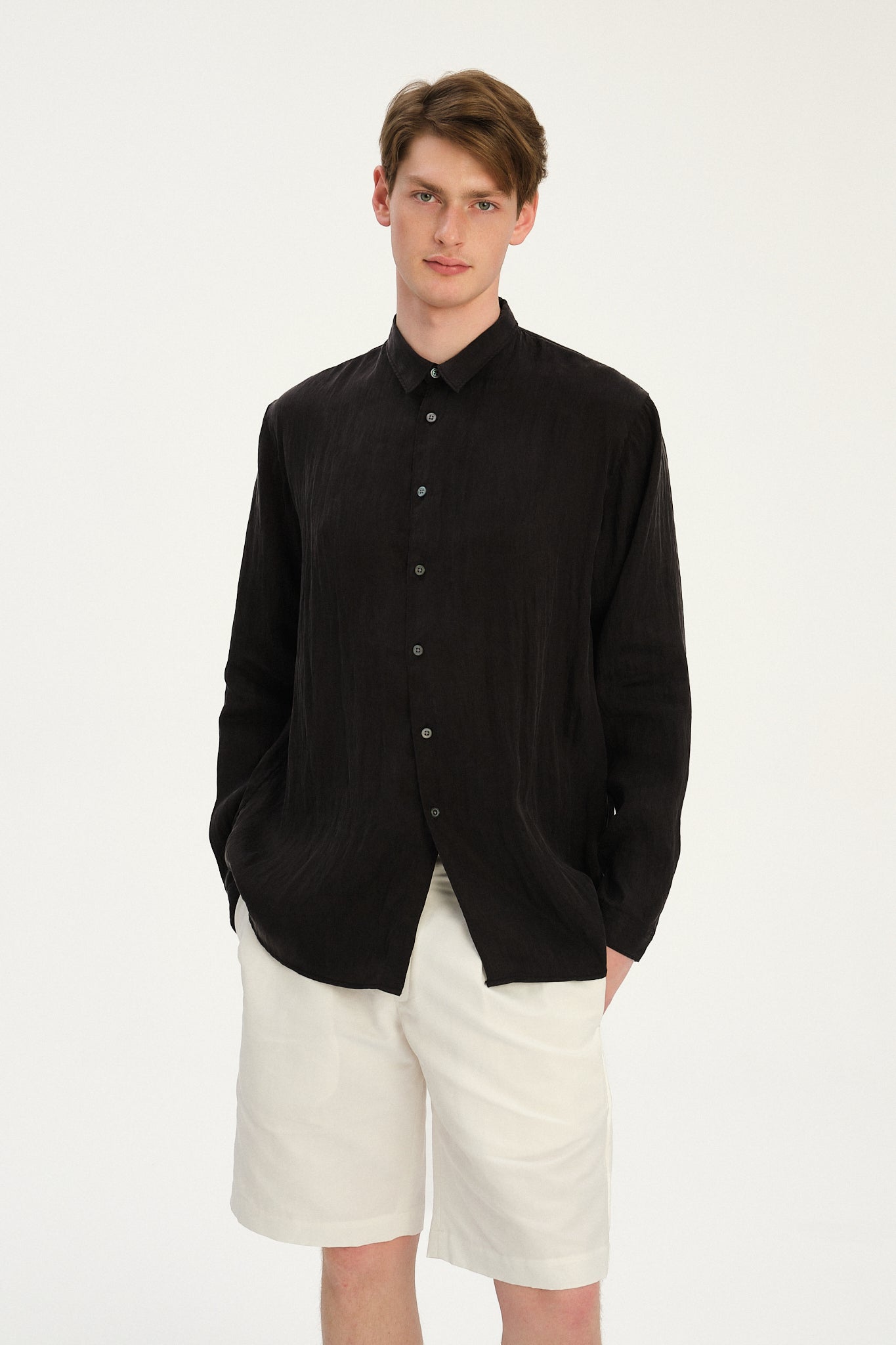 Breda Boxy Shirt in an Anthracite Japanese Lyocell Blend