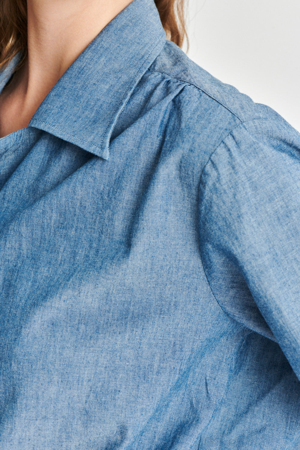 Blouse Jacket in an Indigo Dyed Mix of Italian Linen and Cotton