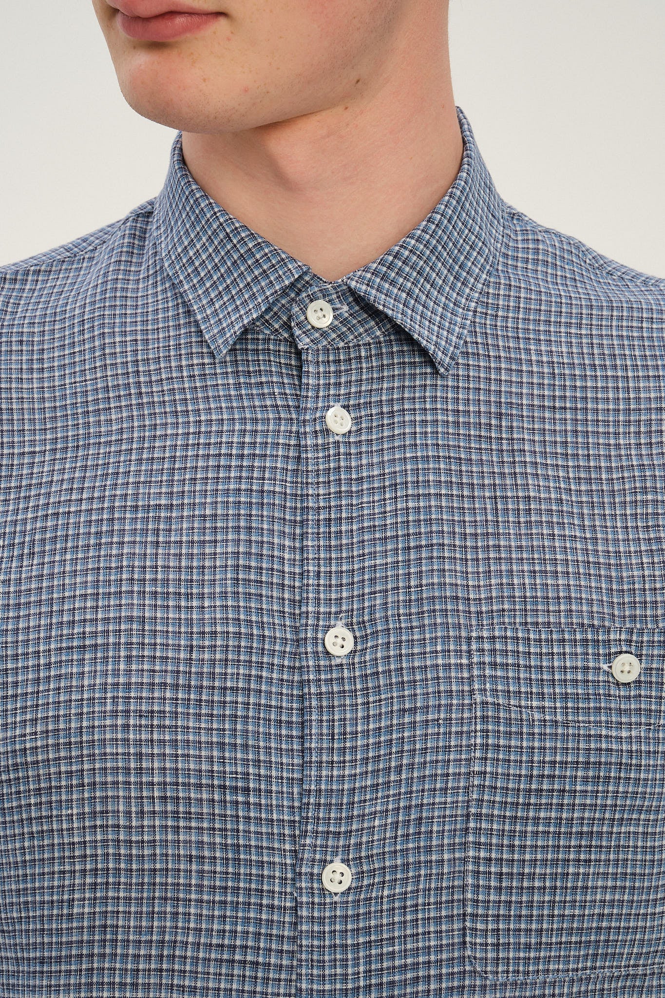 Strong Shirt in a Blue and White Mini Check Italian Linen