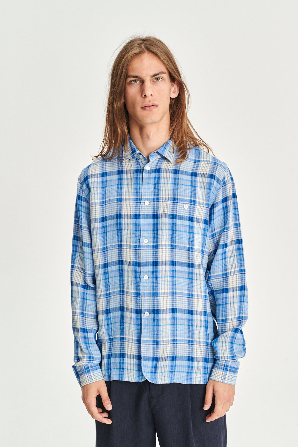 Strong Shirt in a Vibrant Blue and White Italian Linen