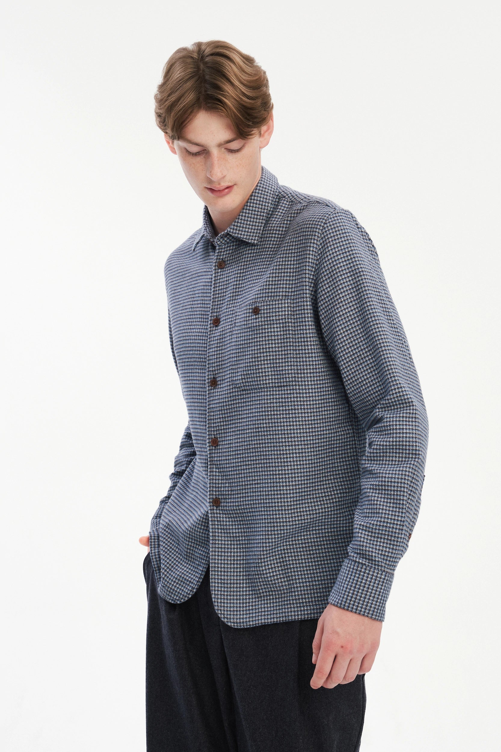 Strong Shirt in a Navy Blue Portuguese Cotton Flannel