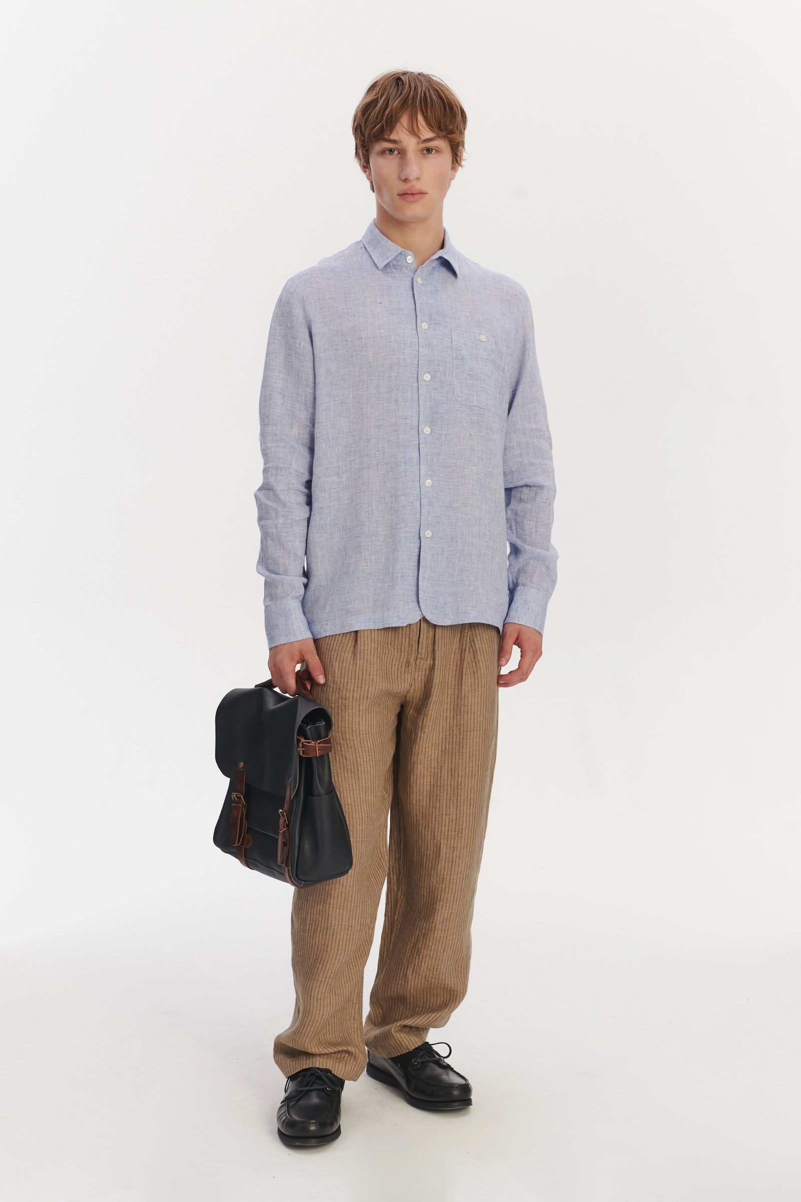 Strong Shirt in a Light Blue Bohemian Linen
