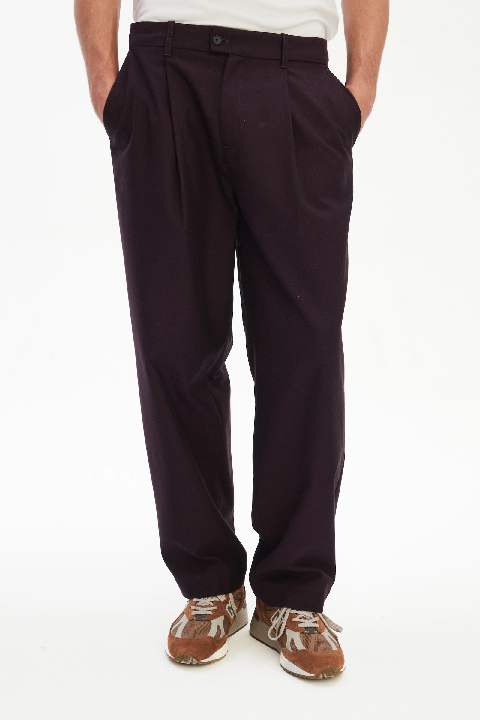 Amsterdam Trousers in a Deep Burgundy Red Italian Cotton
