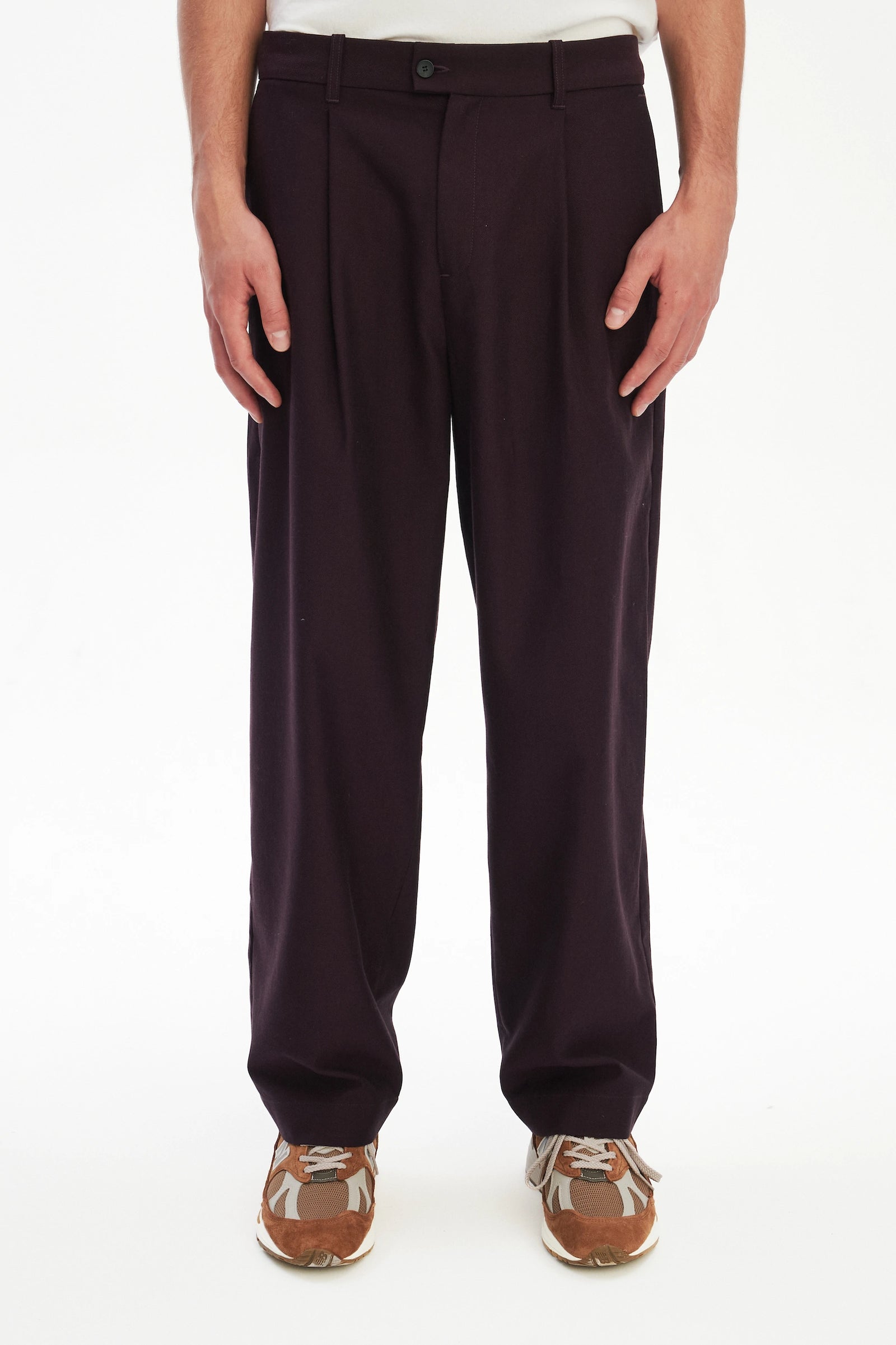 Amsterdam Trousers in a Deep Burgundy Red Italian Cotton