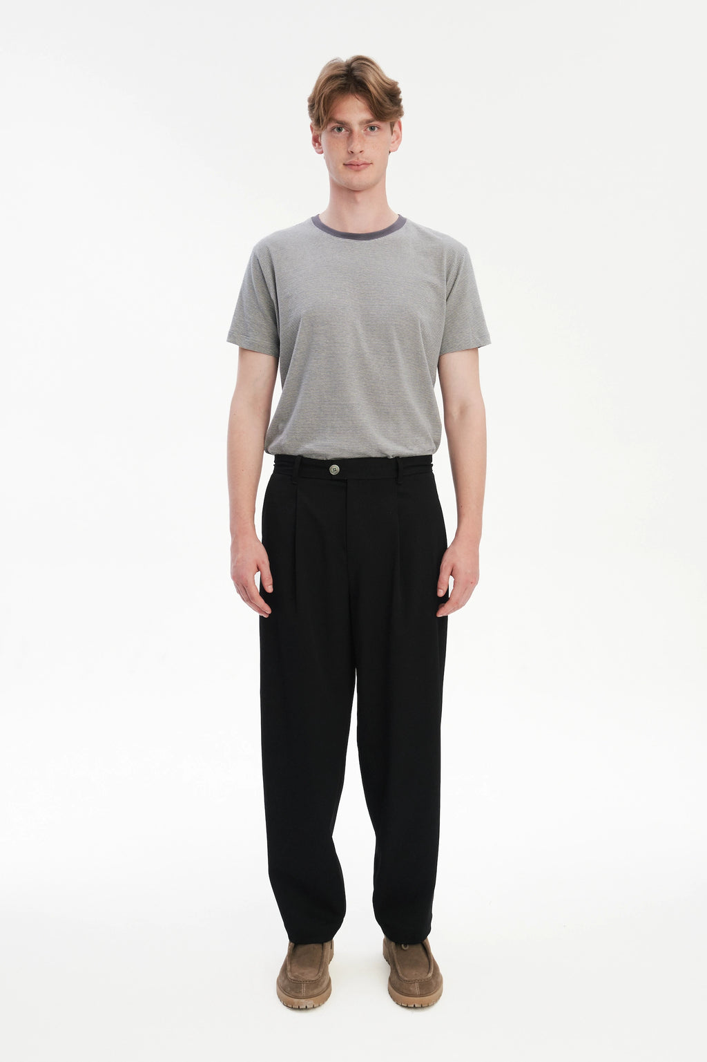 Cropped Trousers in the Finest Italian Black Wool