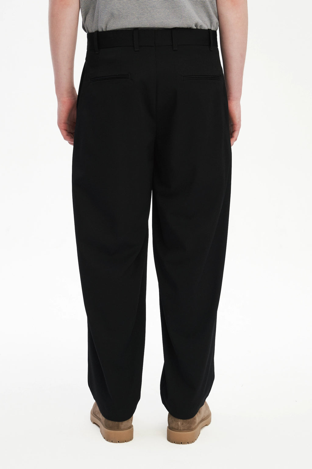 Cropped Trousers in the Finest Italian Black Wool
