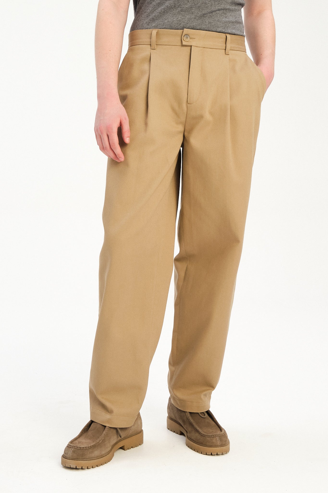 Amsterdam Trousers in a Khaki Japanese Diagonal Twill Cotton