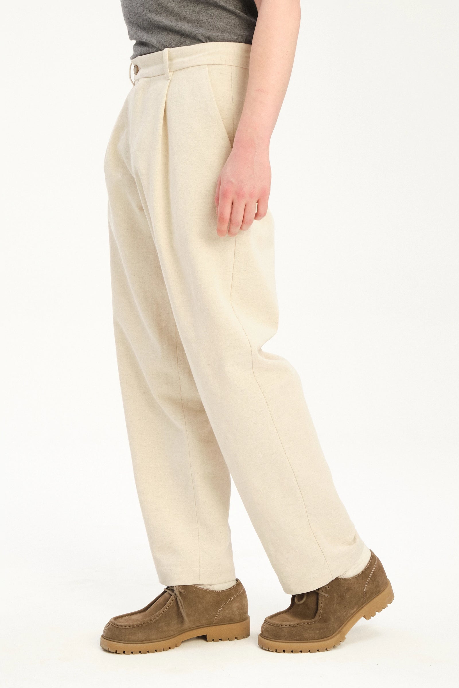 Amsterdam Trousers in an Ecru White Japanese Blend of Wool, Cotton and Linen