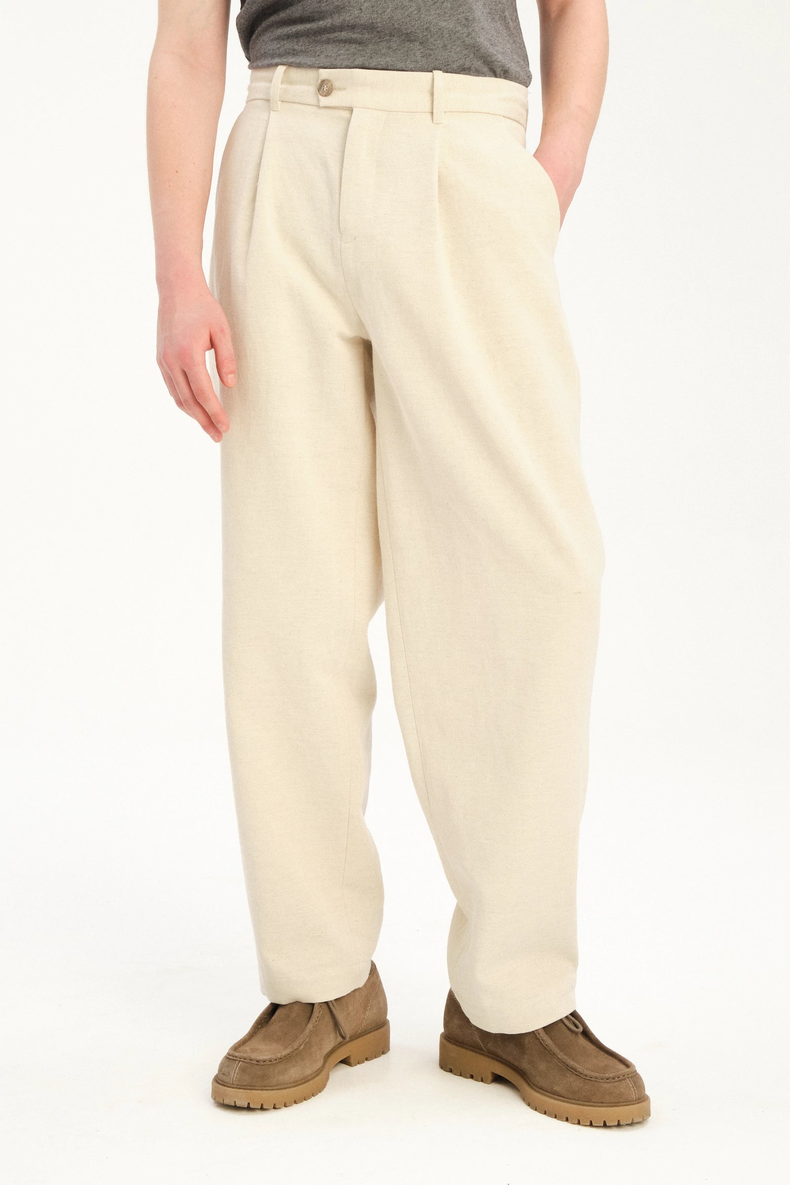 Amsterdam Trousers in an Ecru White Japanese Blend of Wool, Cotton and Linen