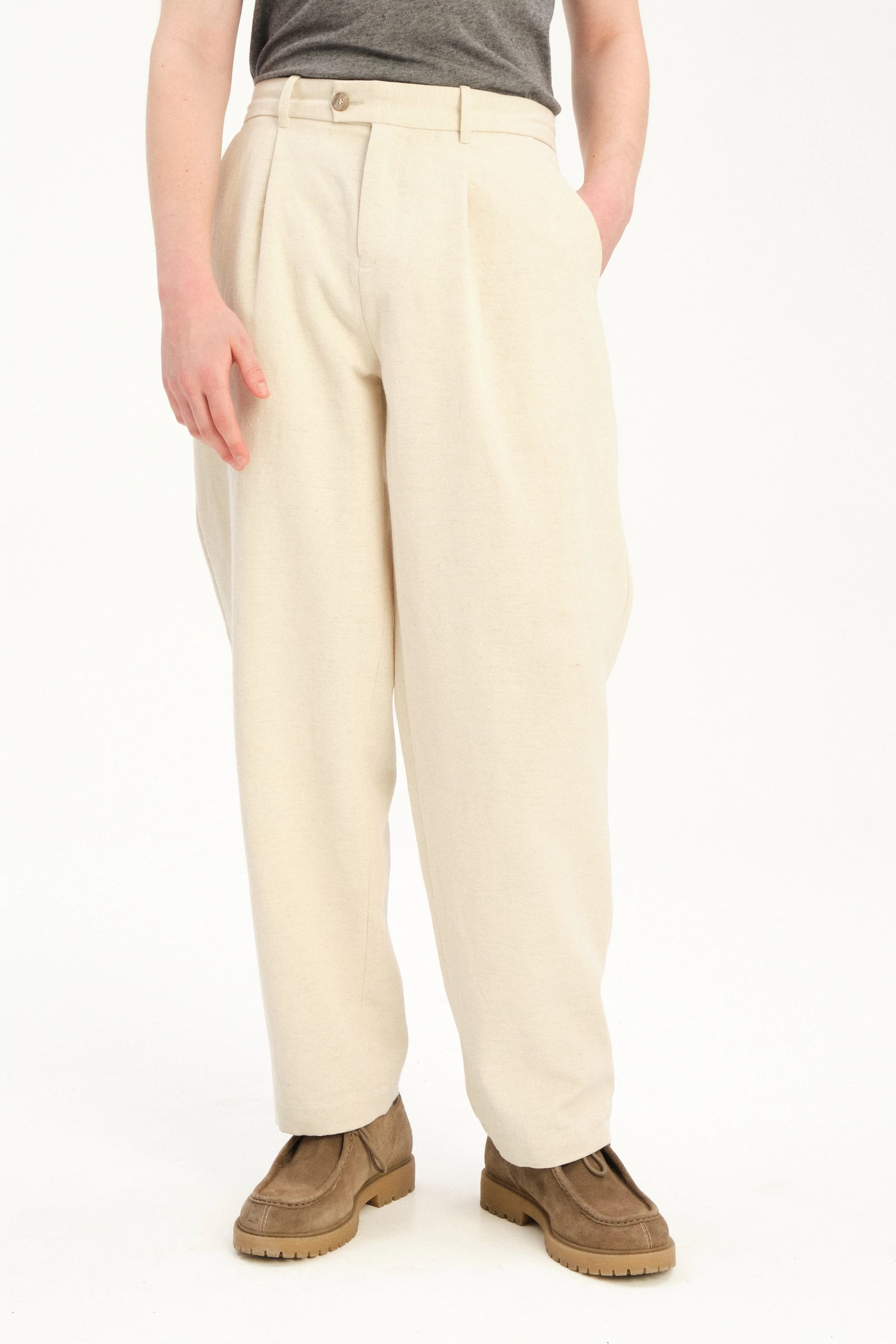 Amsterdam Trousers in an Ecru White Japanese Blend of Wool, Cotton and Linen
