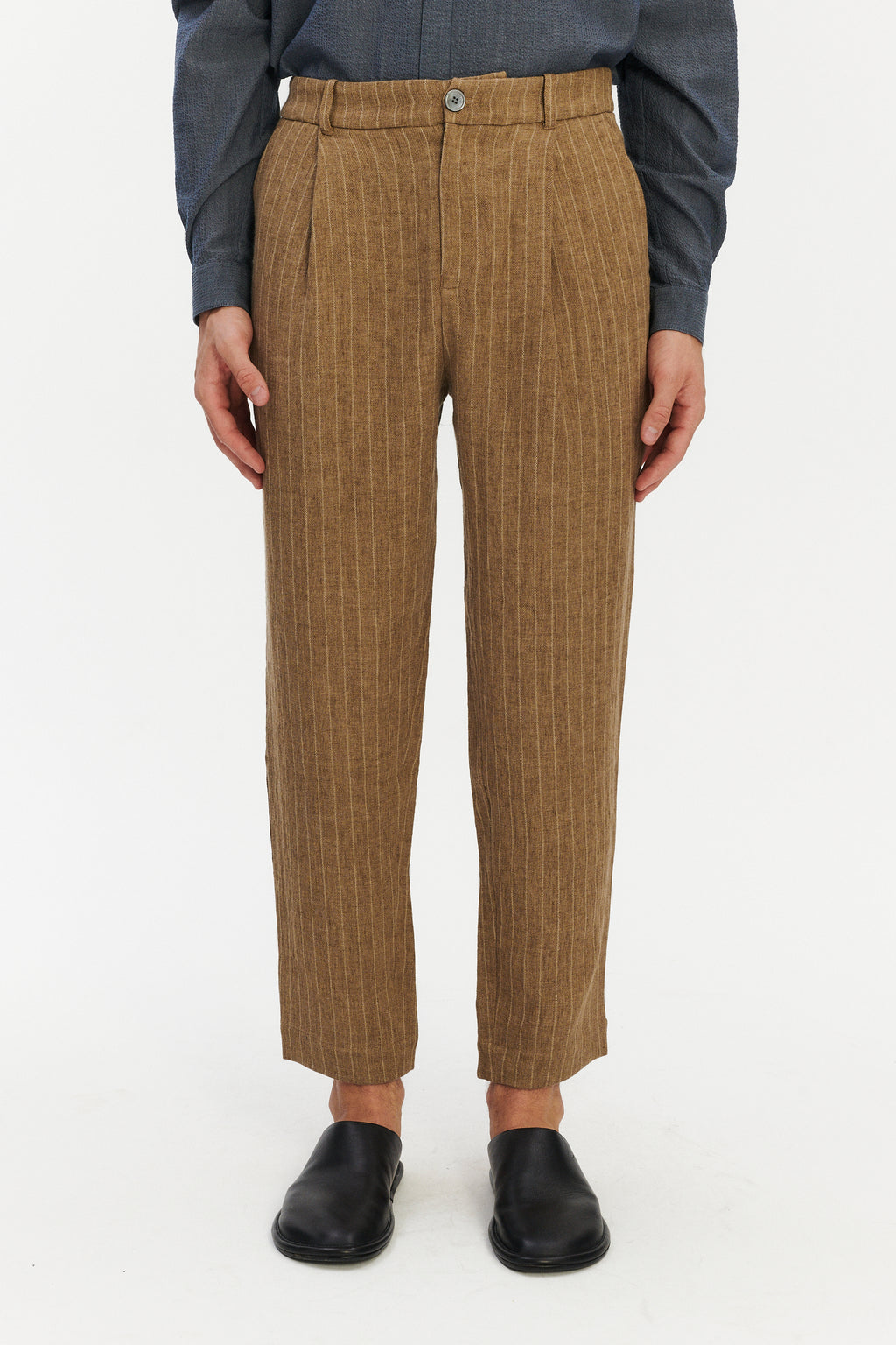 Genuine Trousers in a Camel Fluid Italian Linen and Viscose