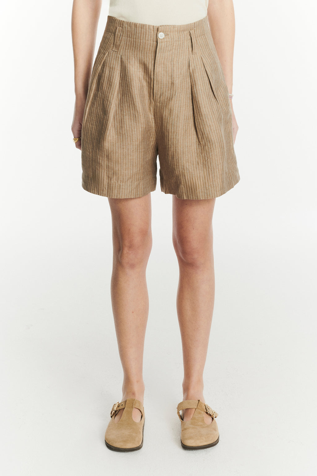 Shorts in a Light Brown Striped Fine Fluid Italian Traceable Linen