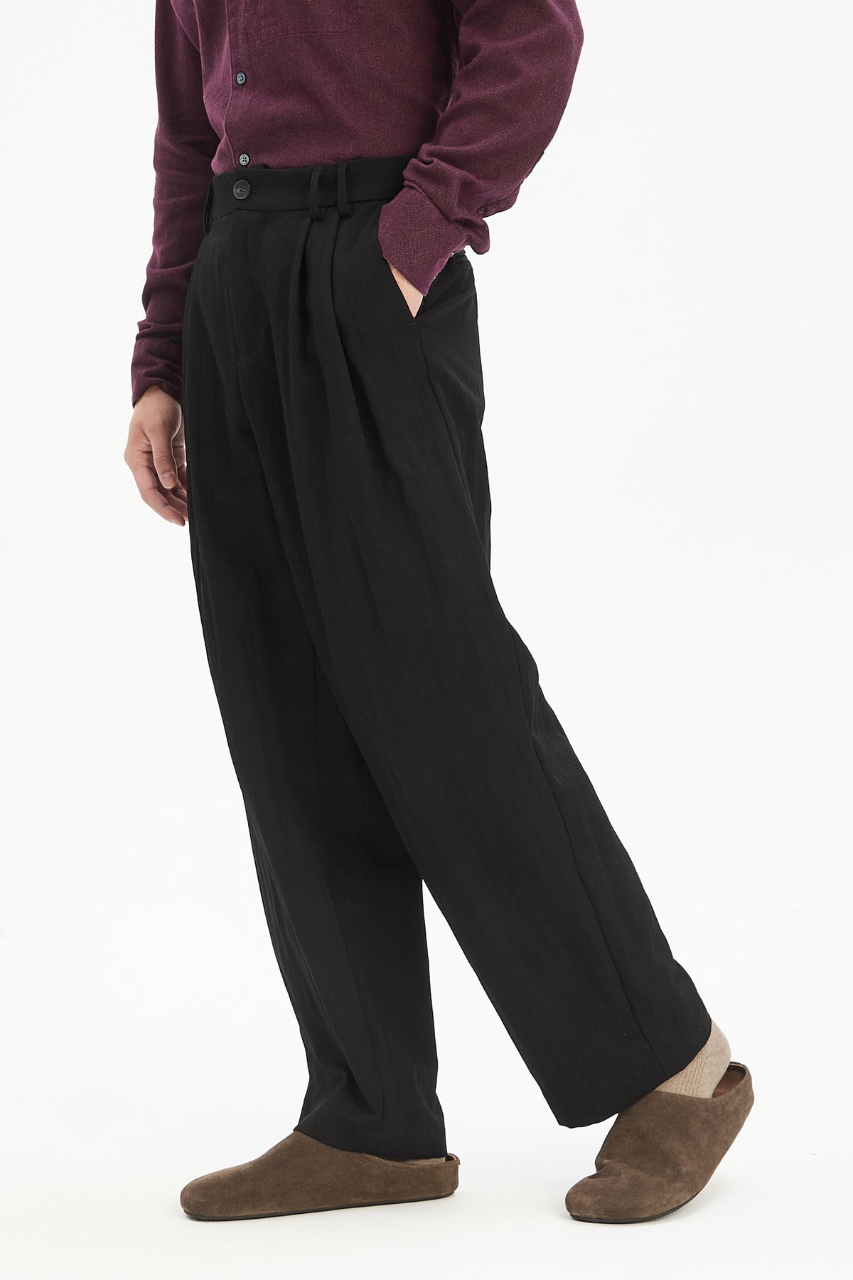 Utrecht Trousers in Black Italian Wool Twist