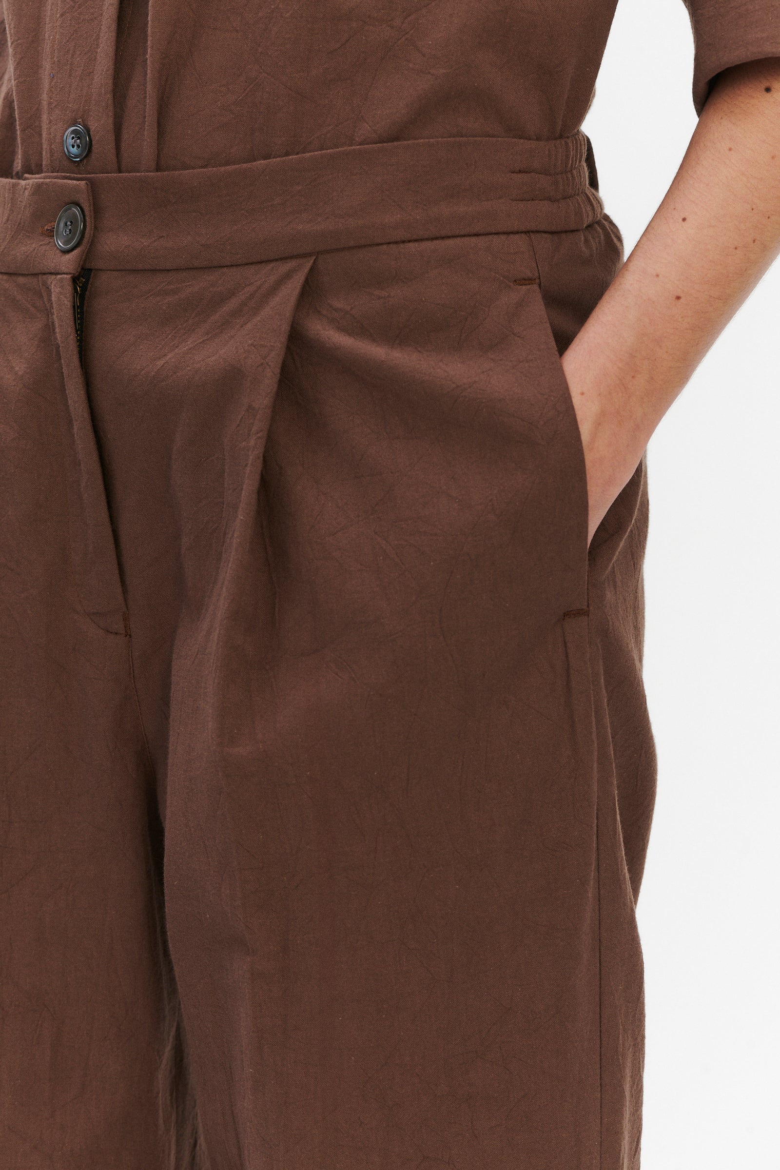Trousers in a Brown Japanese Wrinkled Soft Cotton