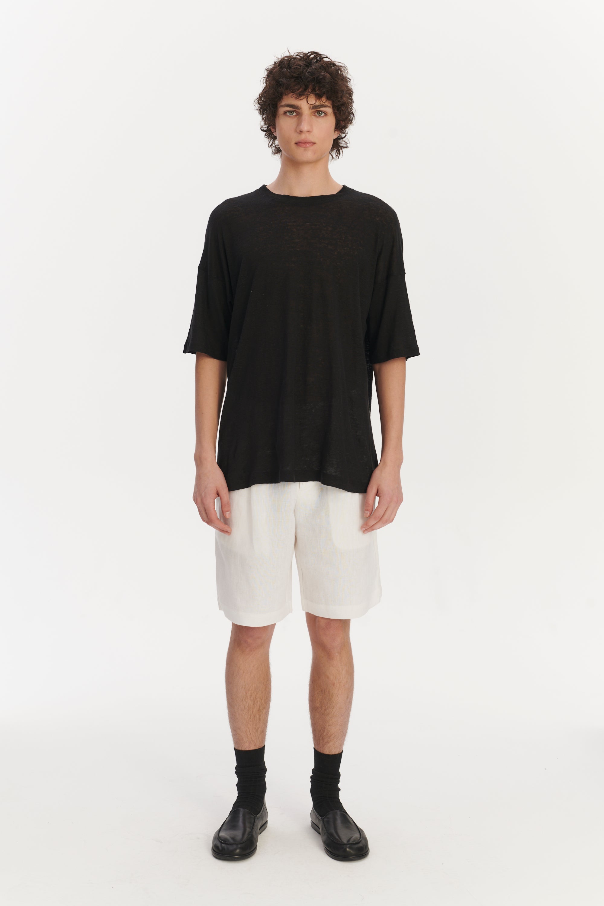 T-Shirt in a Black Lithuanian airy Linen Jersey