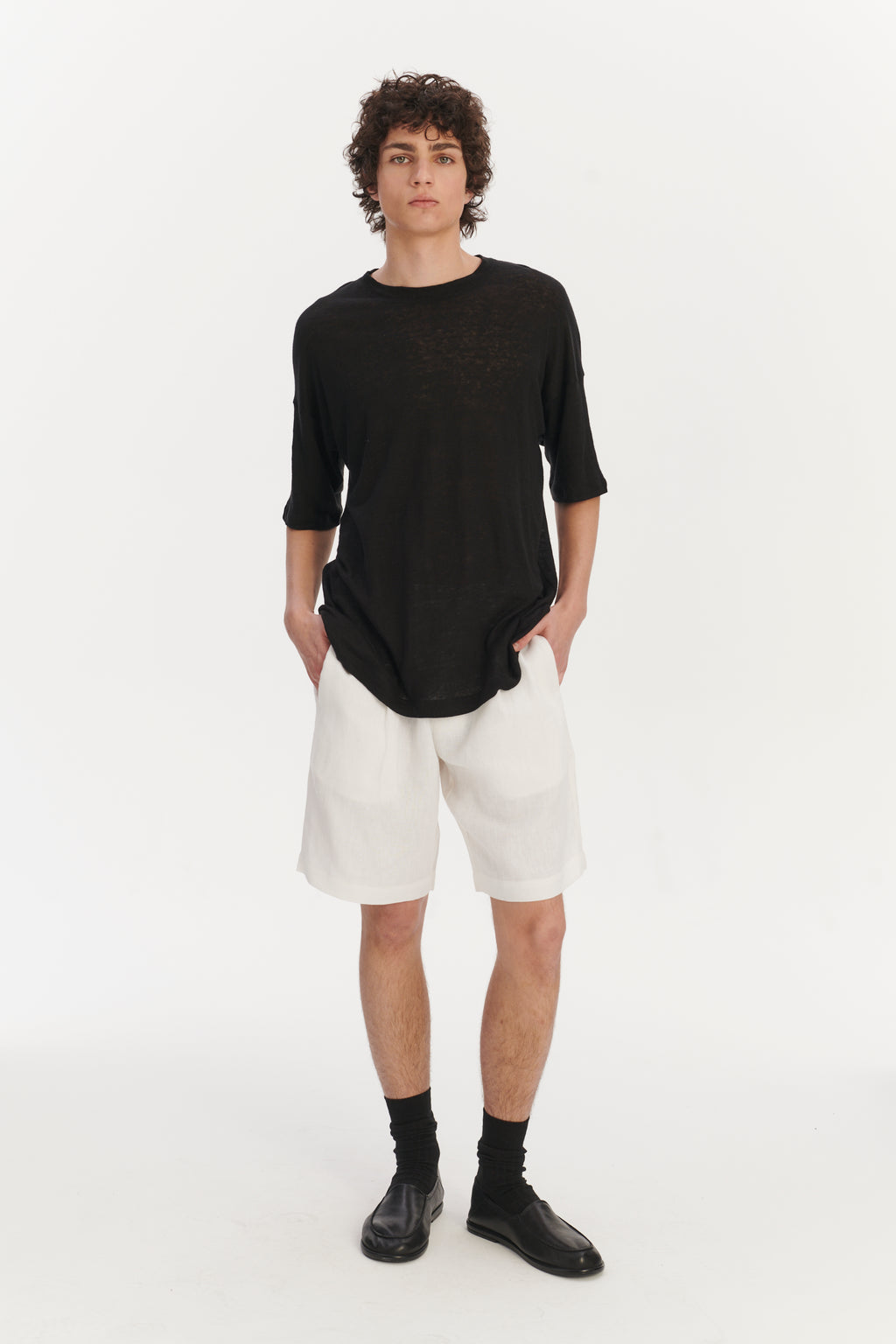 T-Shirt in a Black Lithuanian airy Linen Jersey