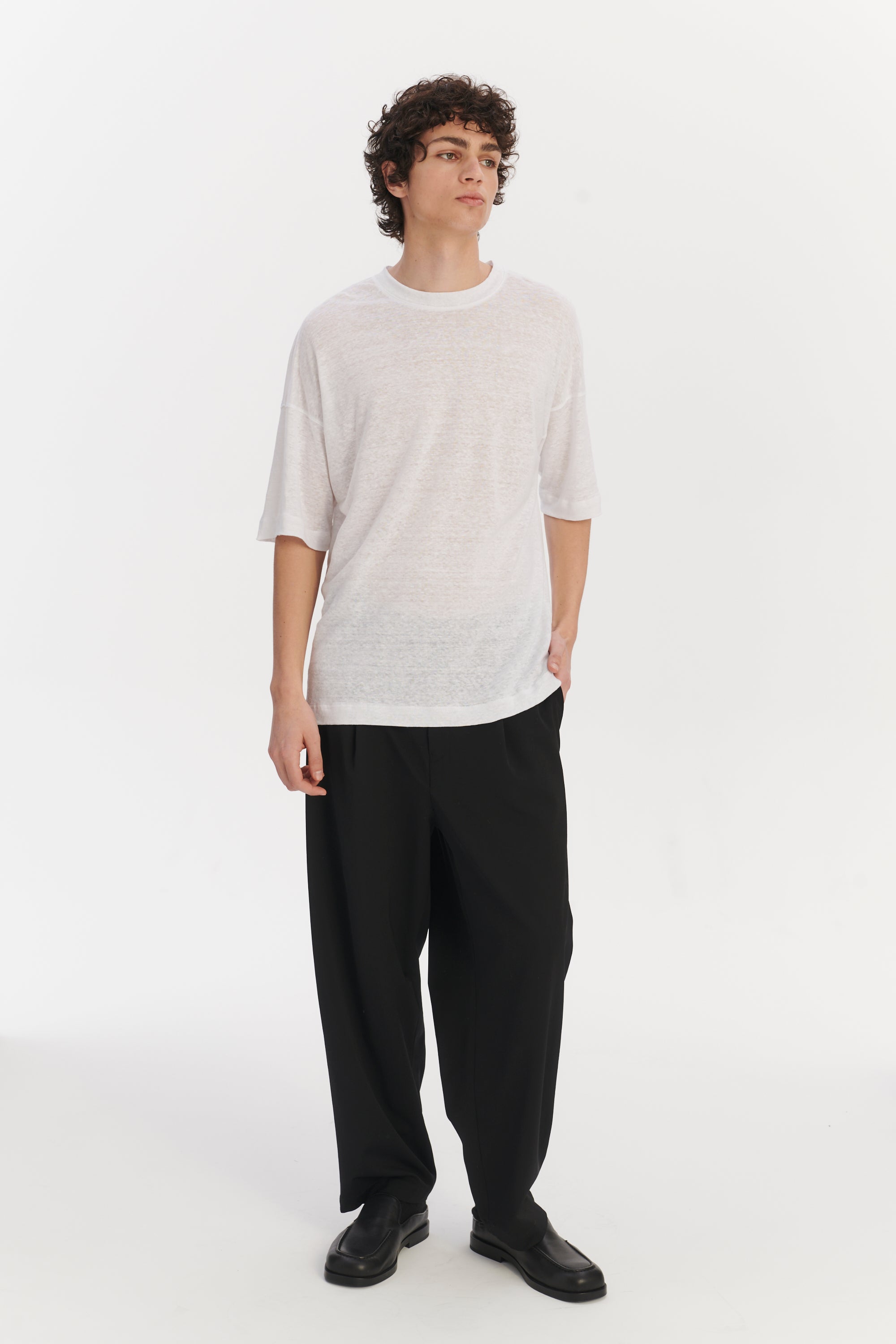 T-Shirt in a White Lithuanian airy Linen Jersey