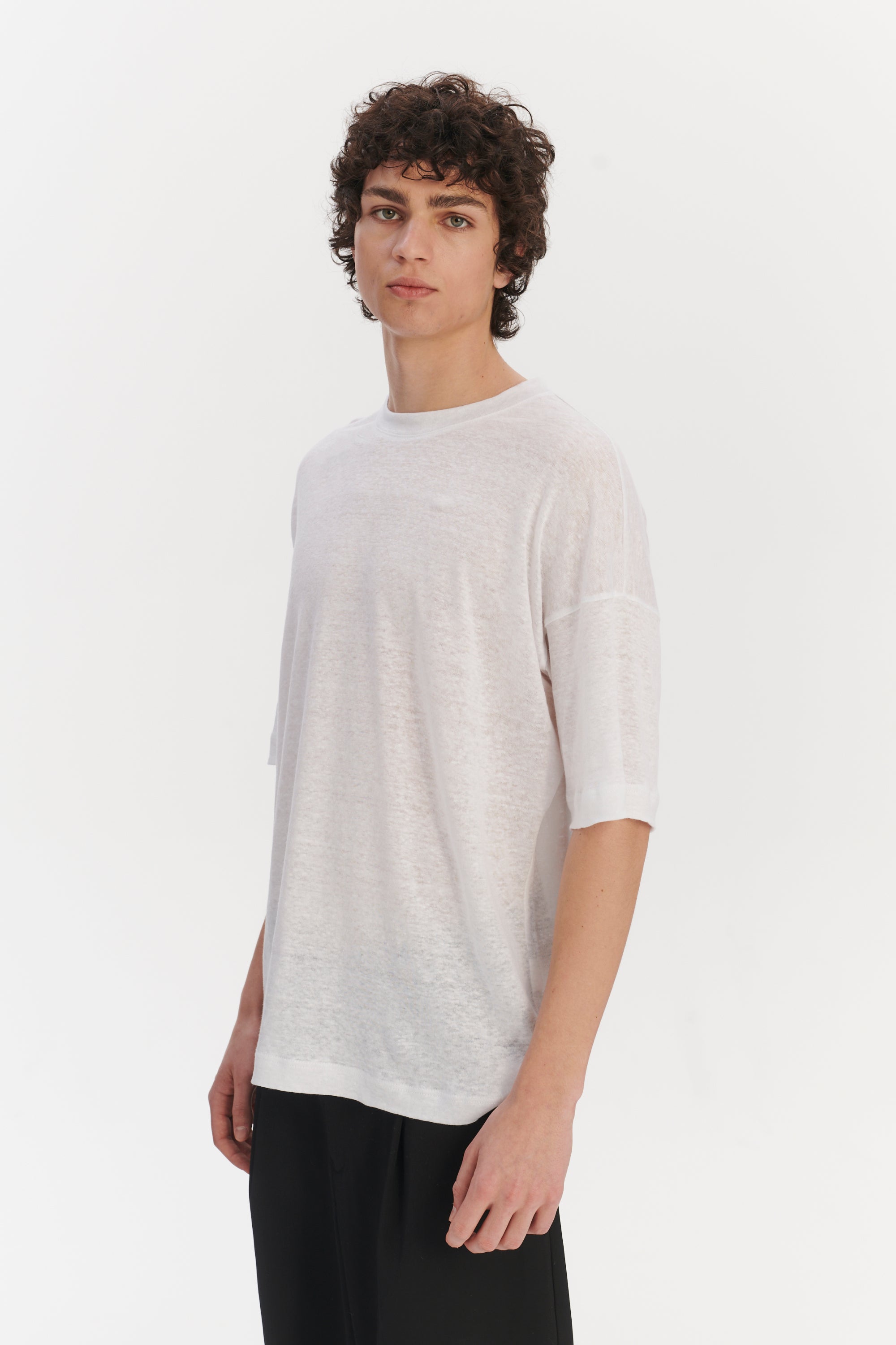 T-Shirt in a White Lithuanian airy Linen Jersey